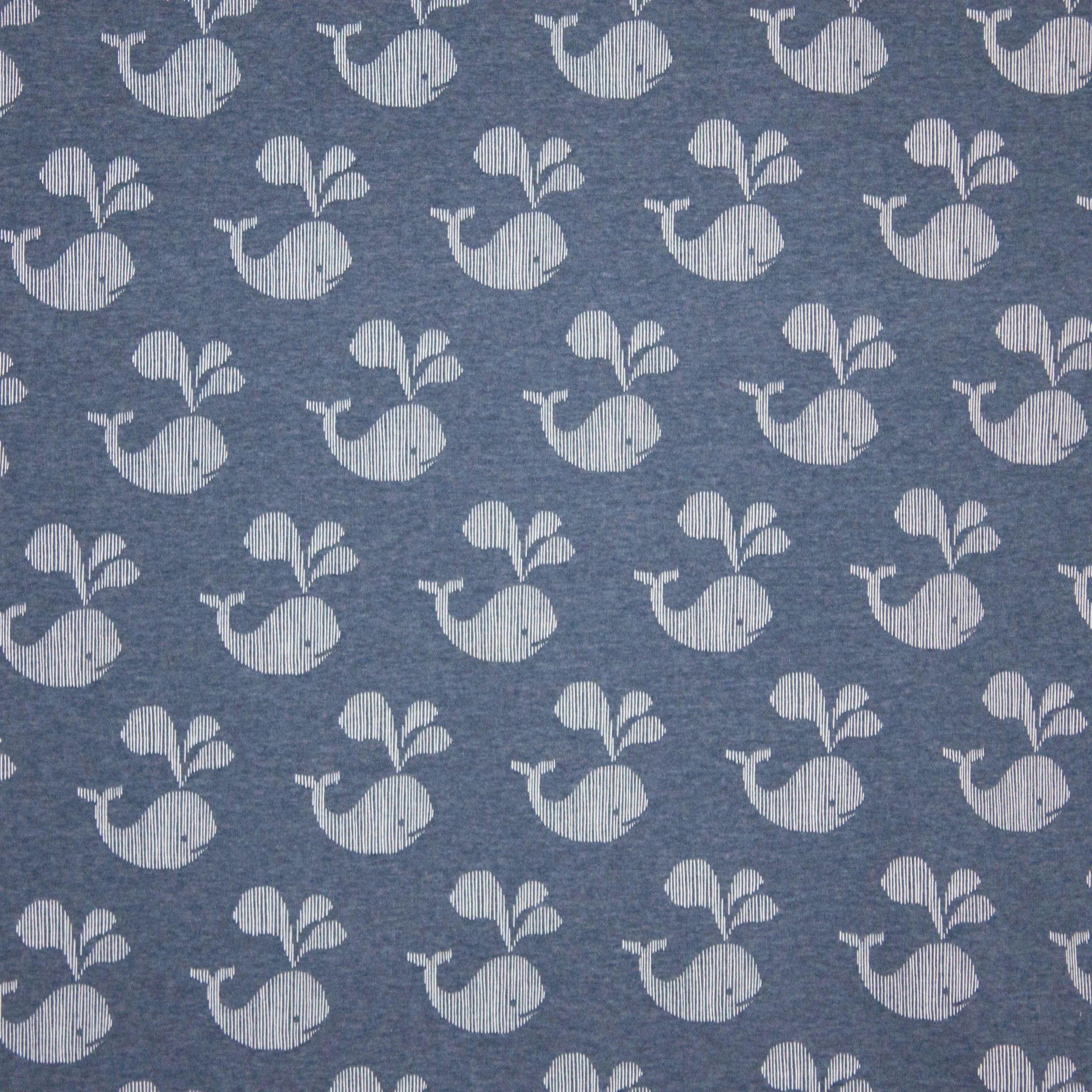 sweaterstof in jeansblauw met witte walvisjes