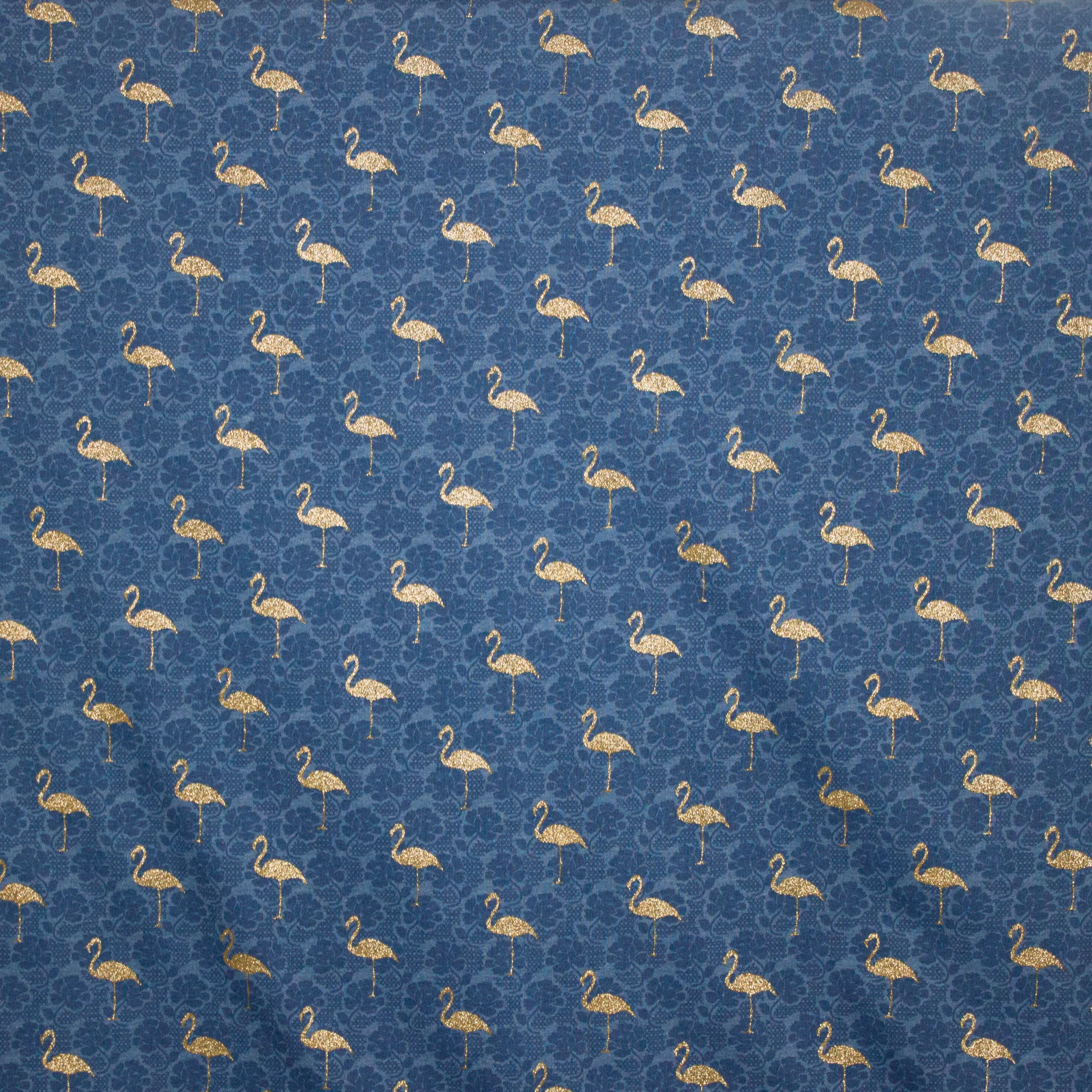 Sweaterstof in jeansblauw met flamingo in goud