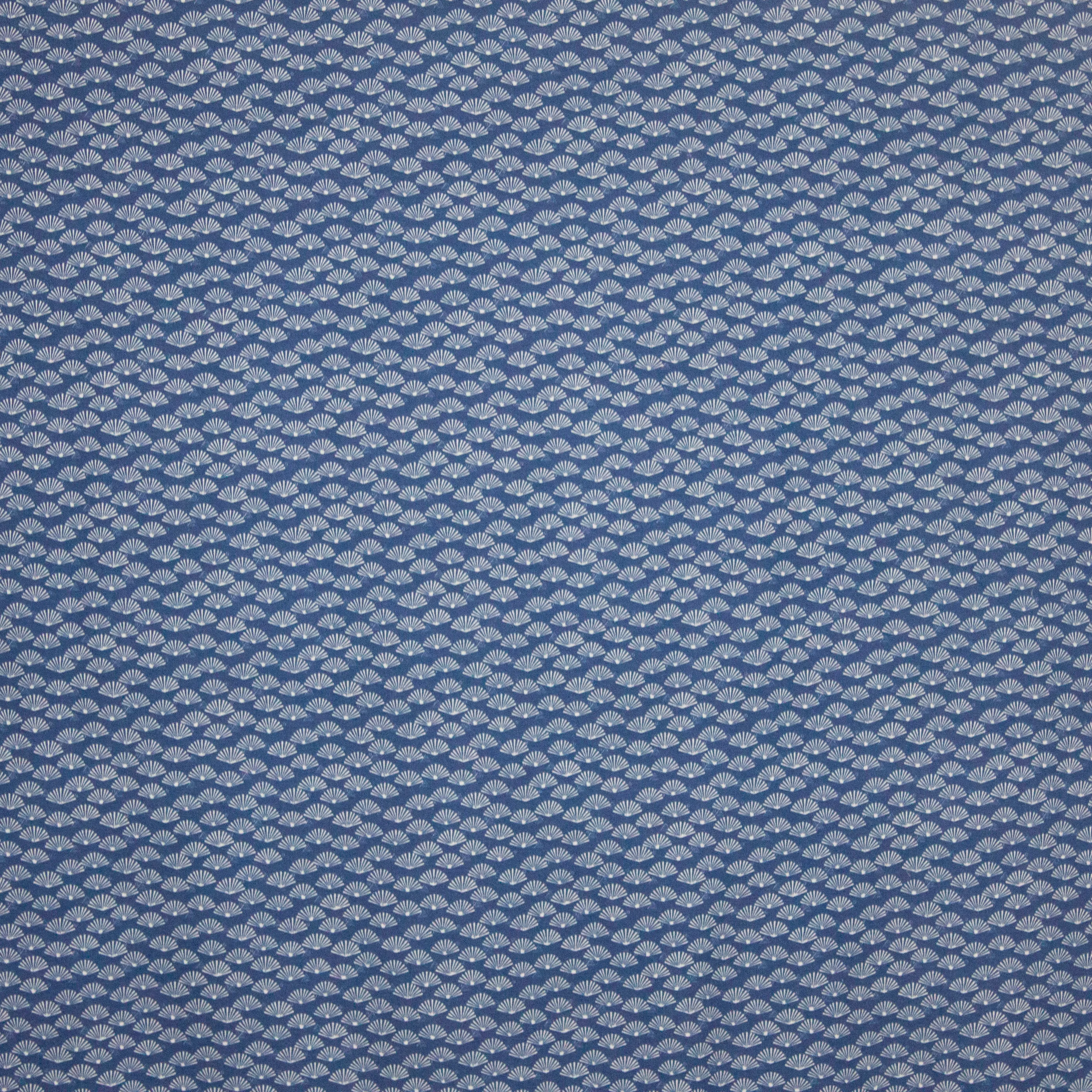 Blauwe viscose tricot met waaiertjes