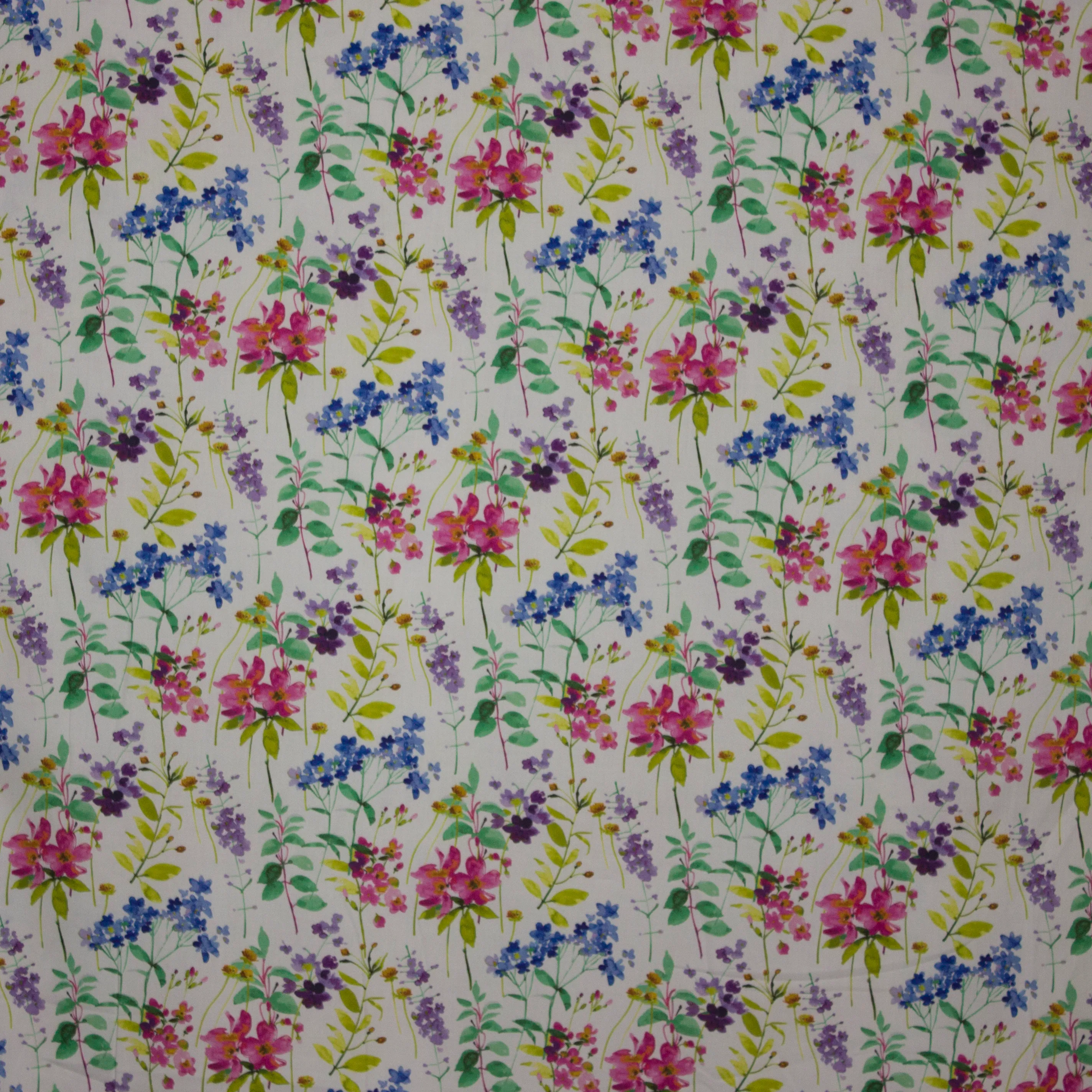 Katoen met bonte bloemenprint