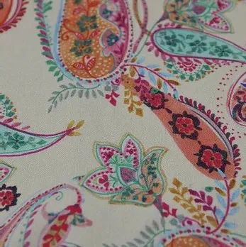 Beige viscose met meerkleurig patroon van La Maison Victor