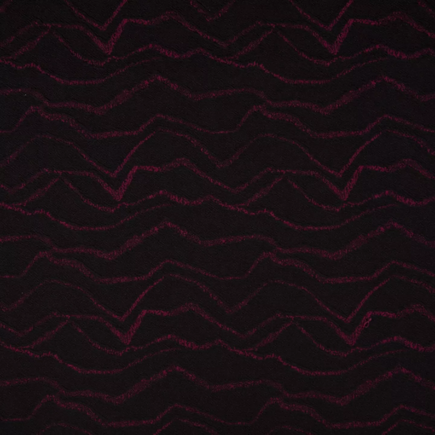 Zwarte stretch jacquard majorca met fuchsia golvende lijnen