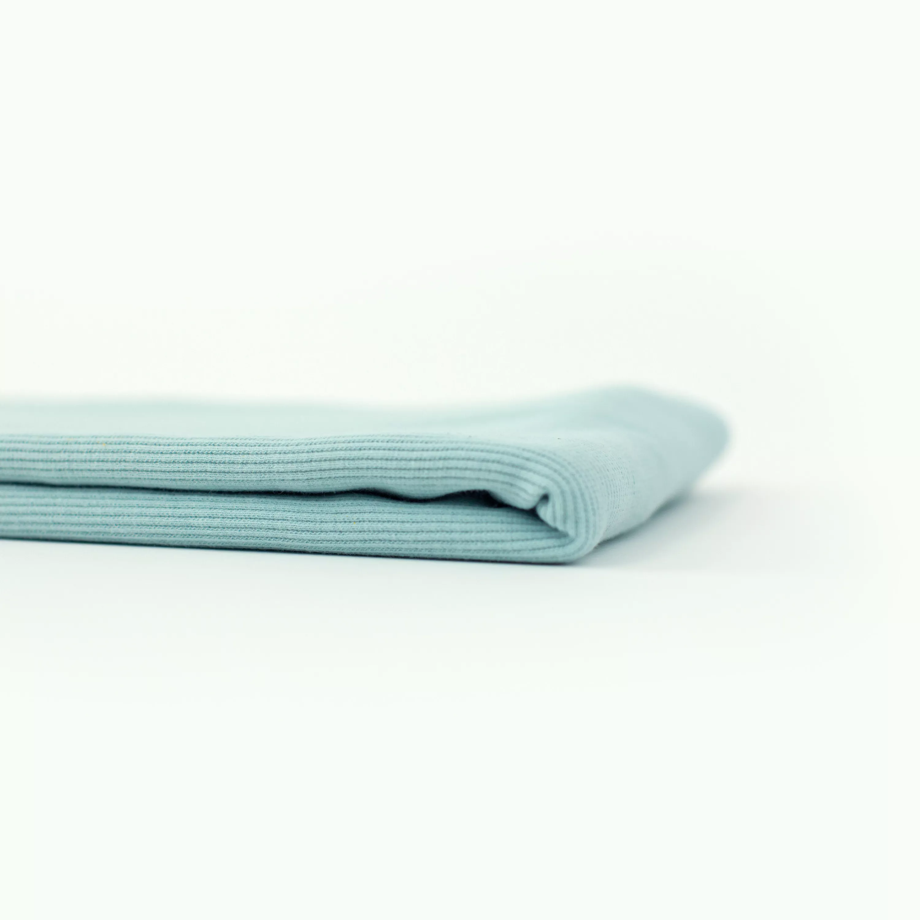 Geribbelde boordstof 'Canal Blue' van See You At Six