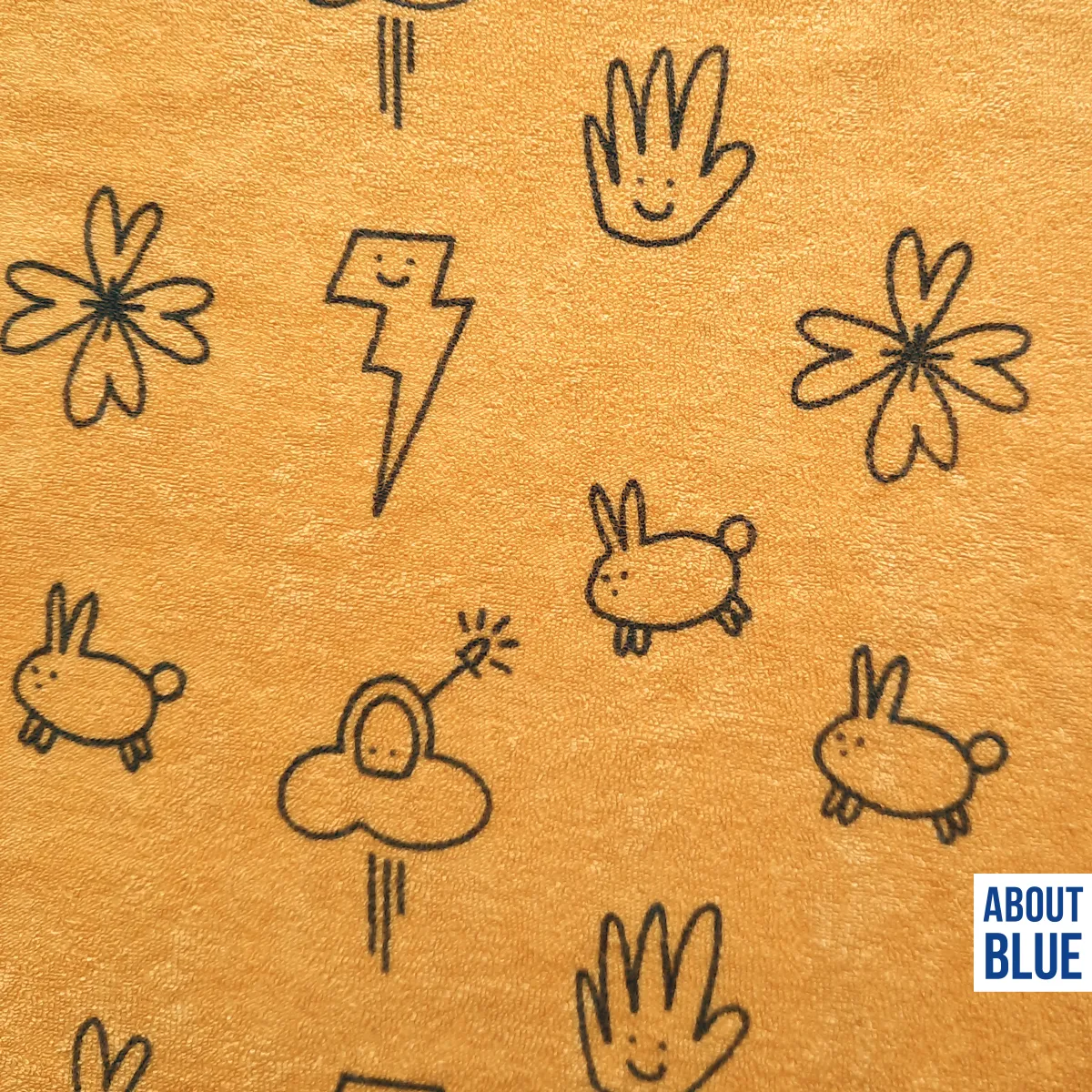 Oker Spons met Figuurtjes van About Blue