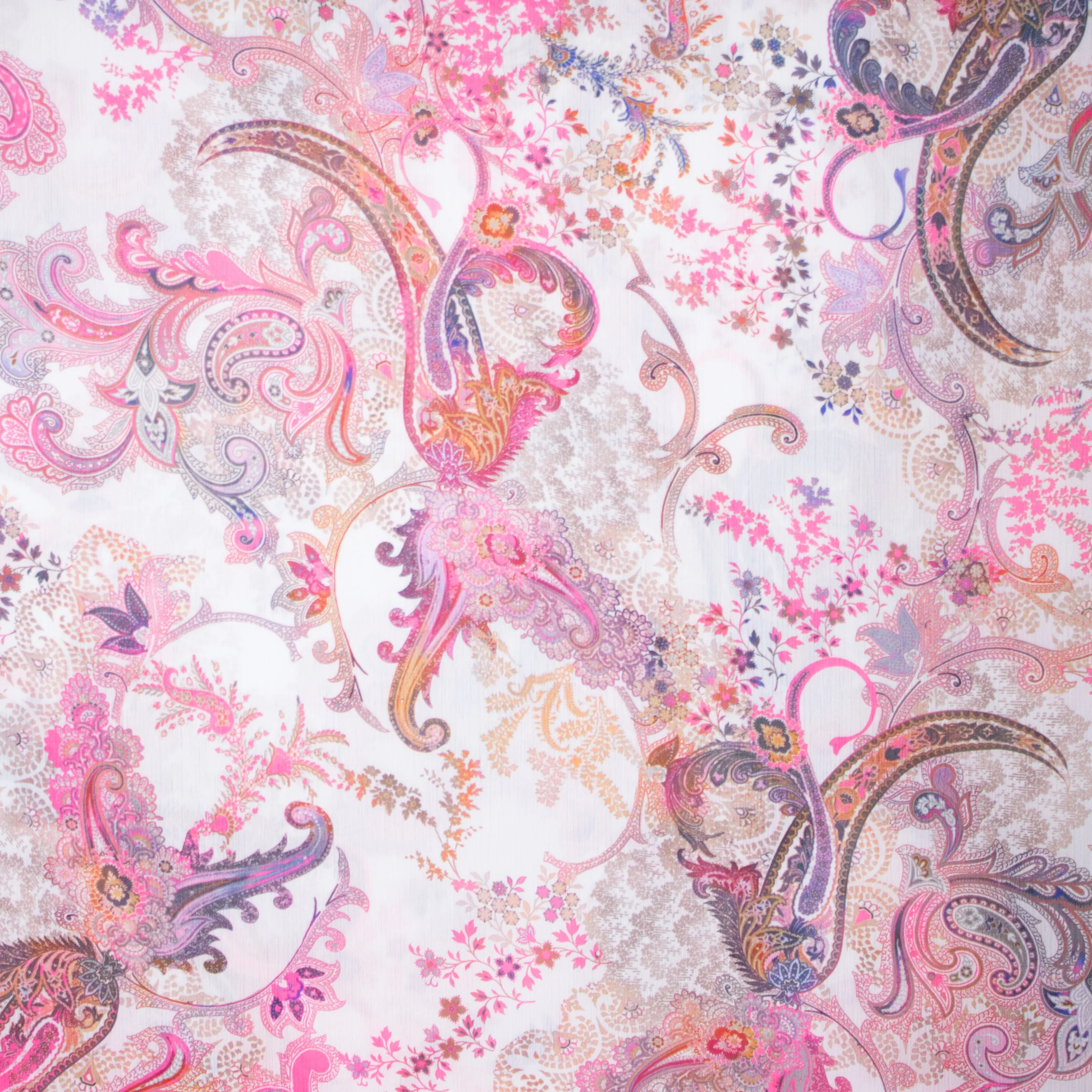 Witte Polyester met Roos Patroon