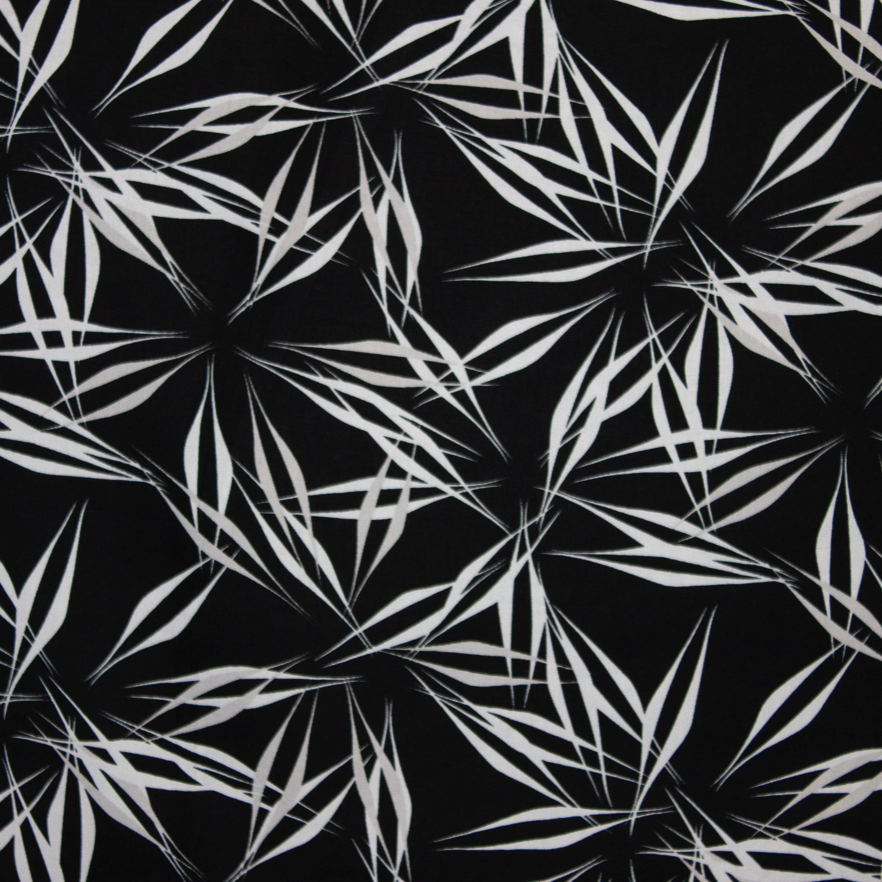 Zwarte Viscose Linnen met Wit Patroon