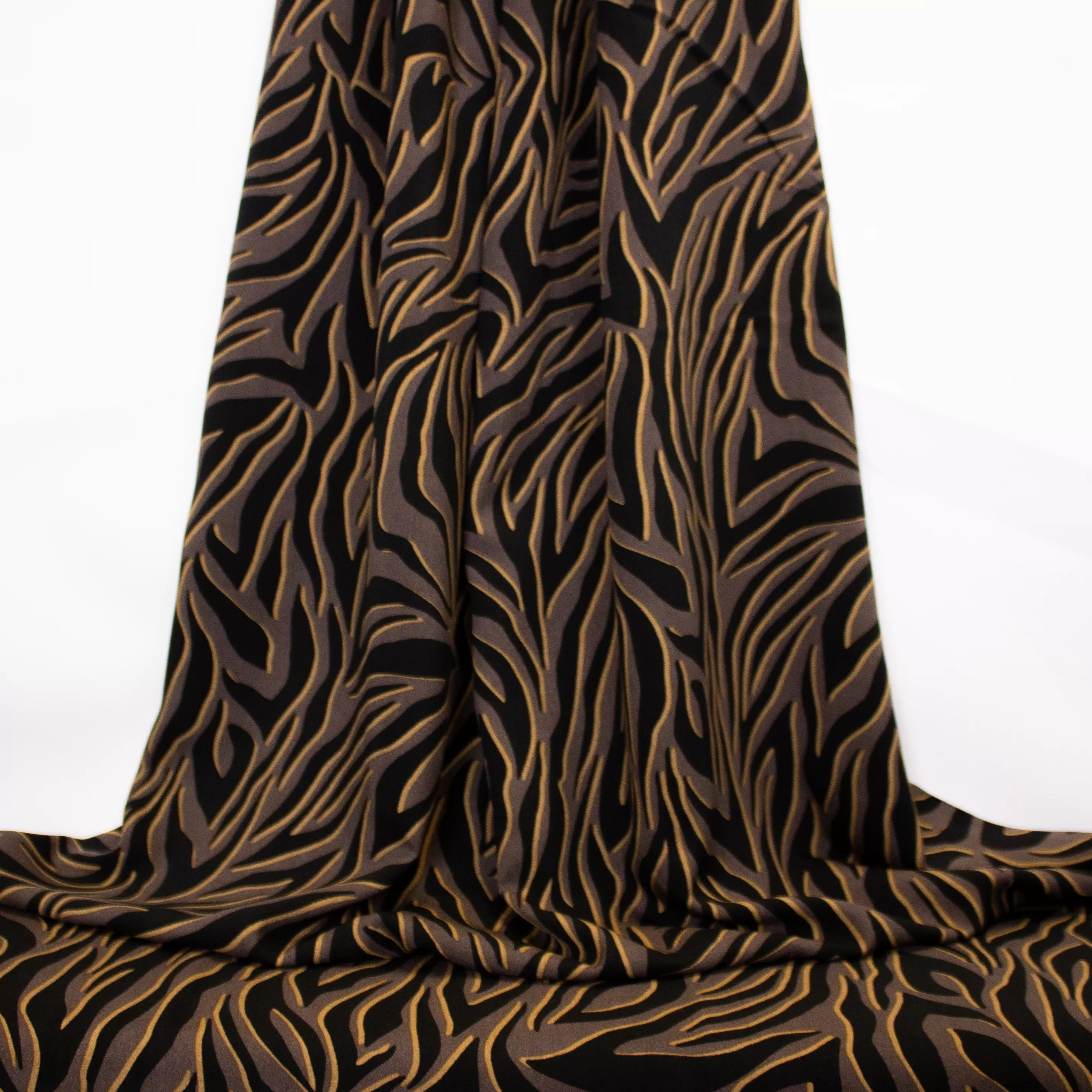 Bruine / zwarte viscose met tijgerprint