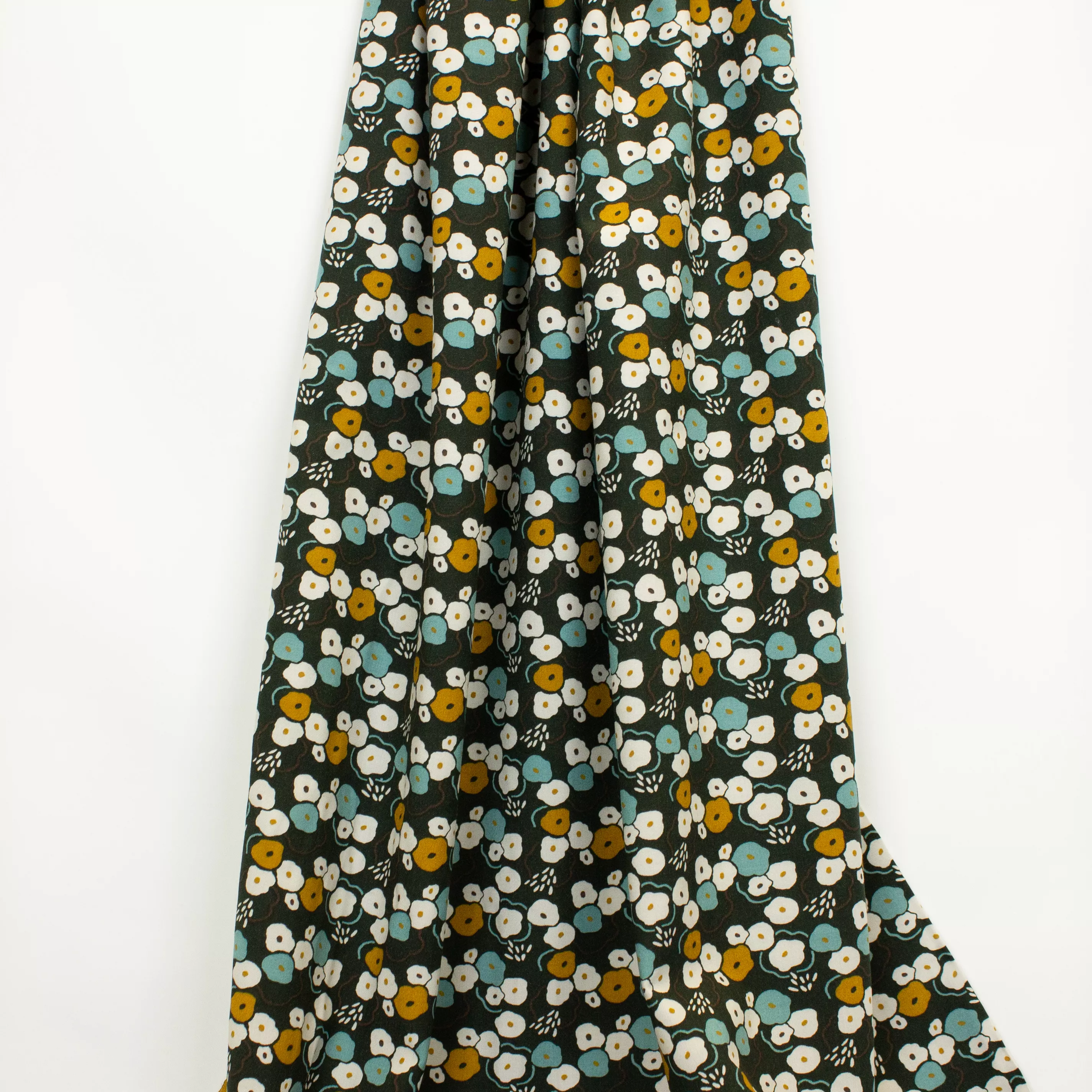 Viscose groen met bloemen in blauw, wit, bruin