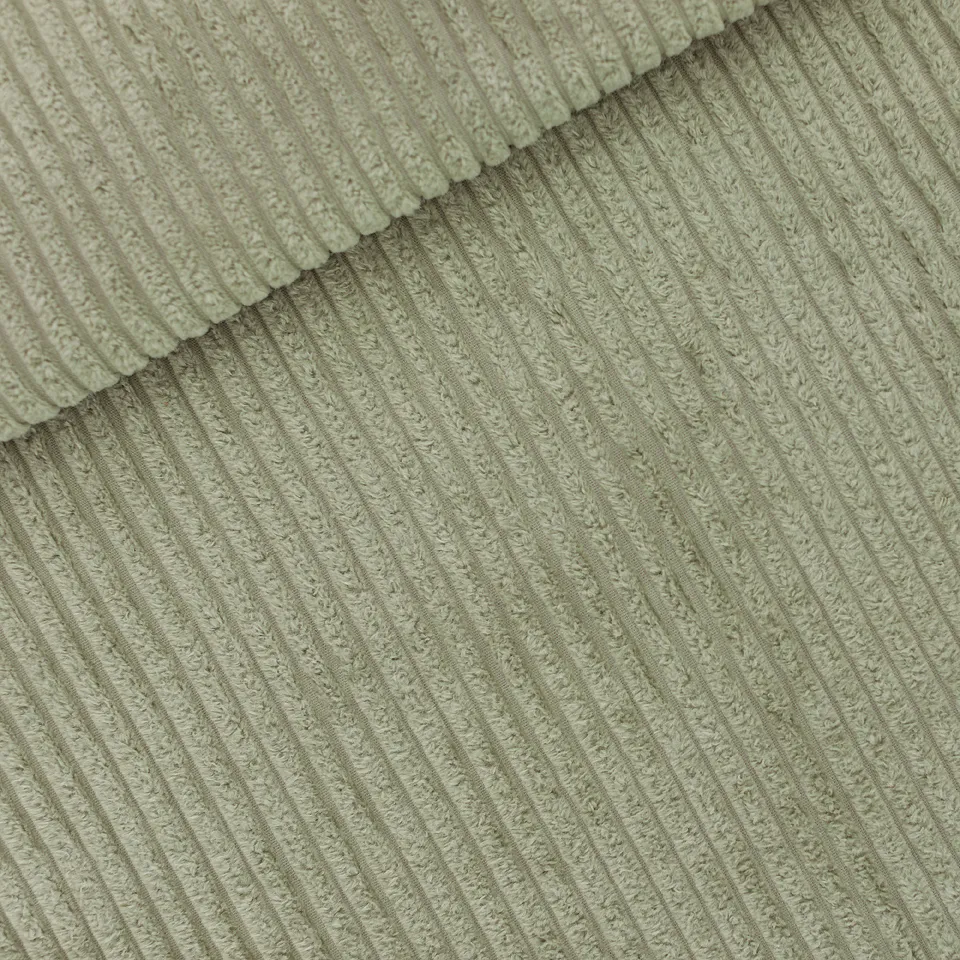 Ribfluweel / corduroy 'Tea Green' van See You At Six Herfst '21