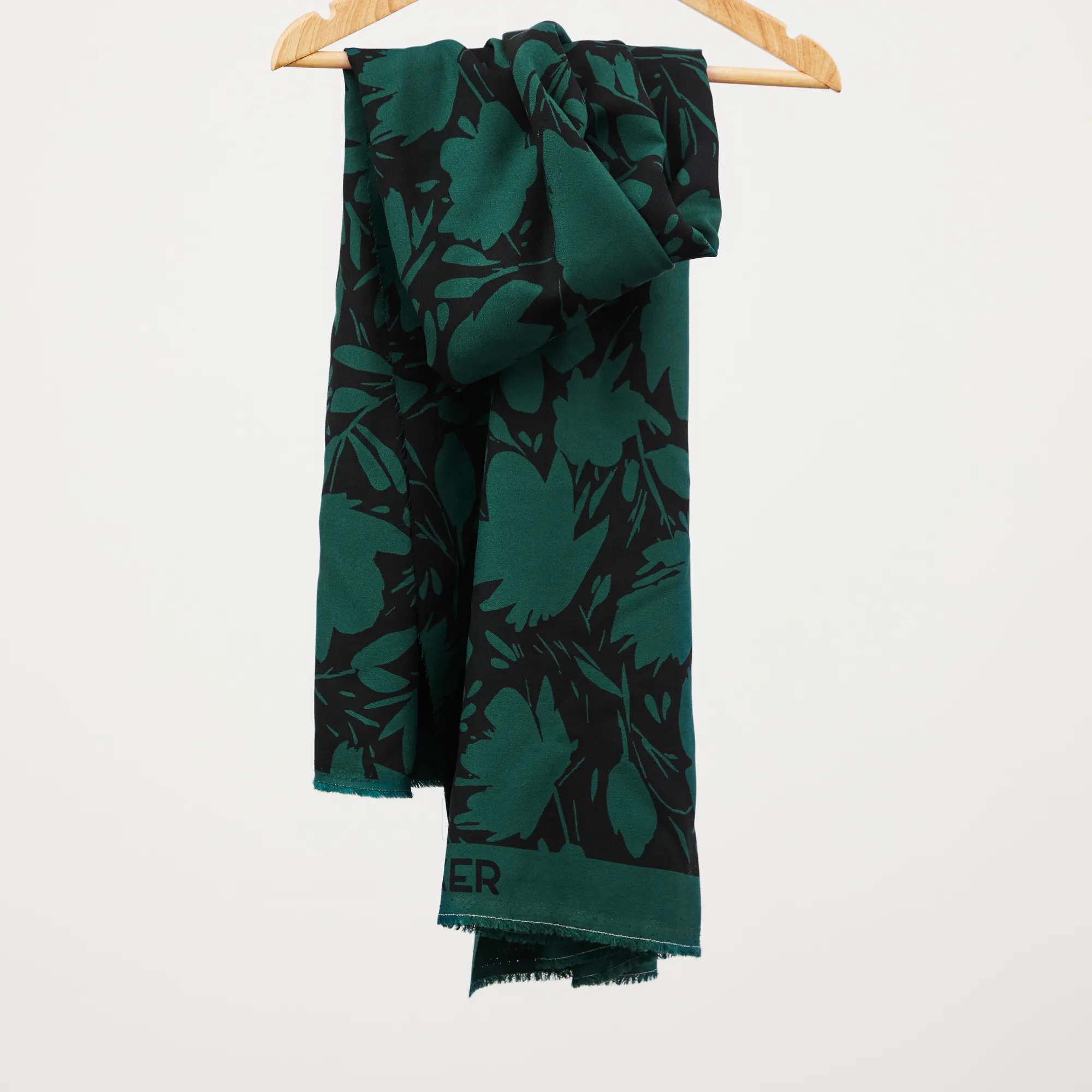 Groene Ecovero  viscose 'Floral Shade Botlle Green' van Mind The Maker
