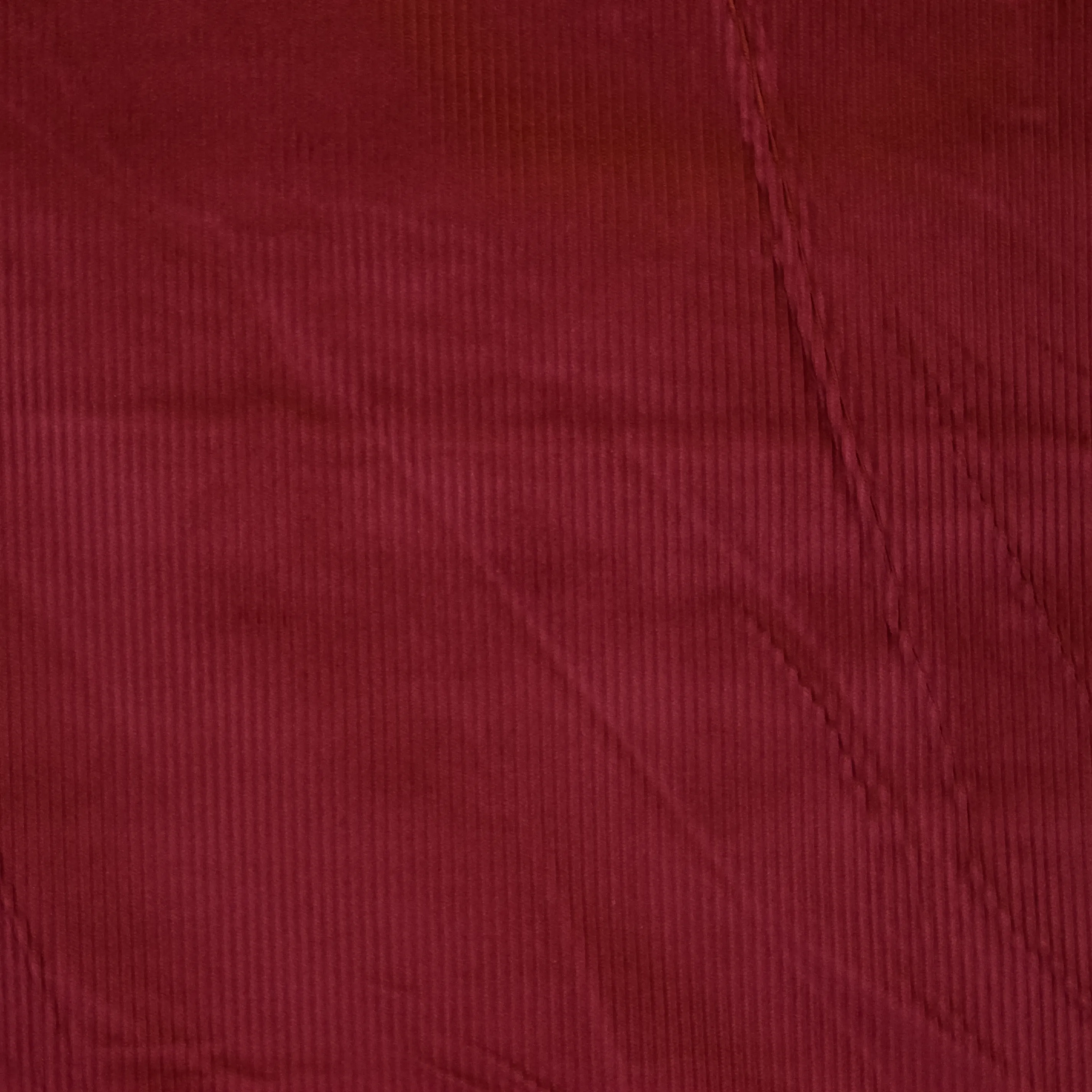 Ribfluweel bordeaux