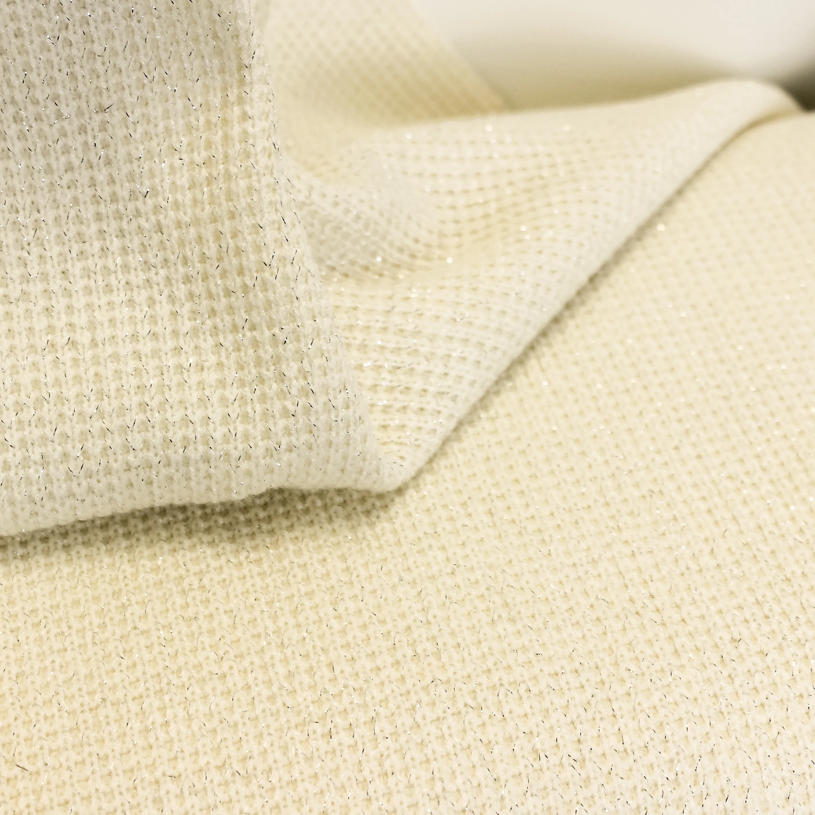 Lurex knit gebroken wit met zilverdraad