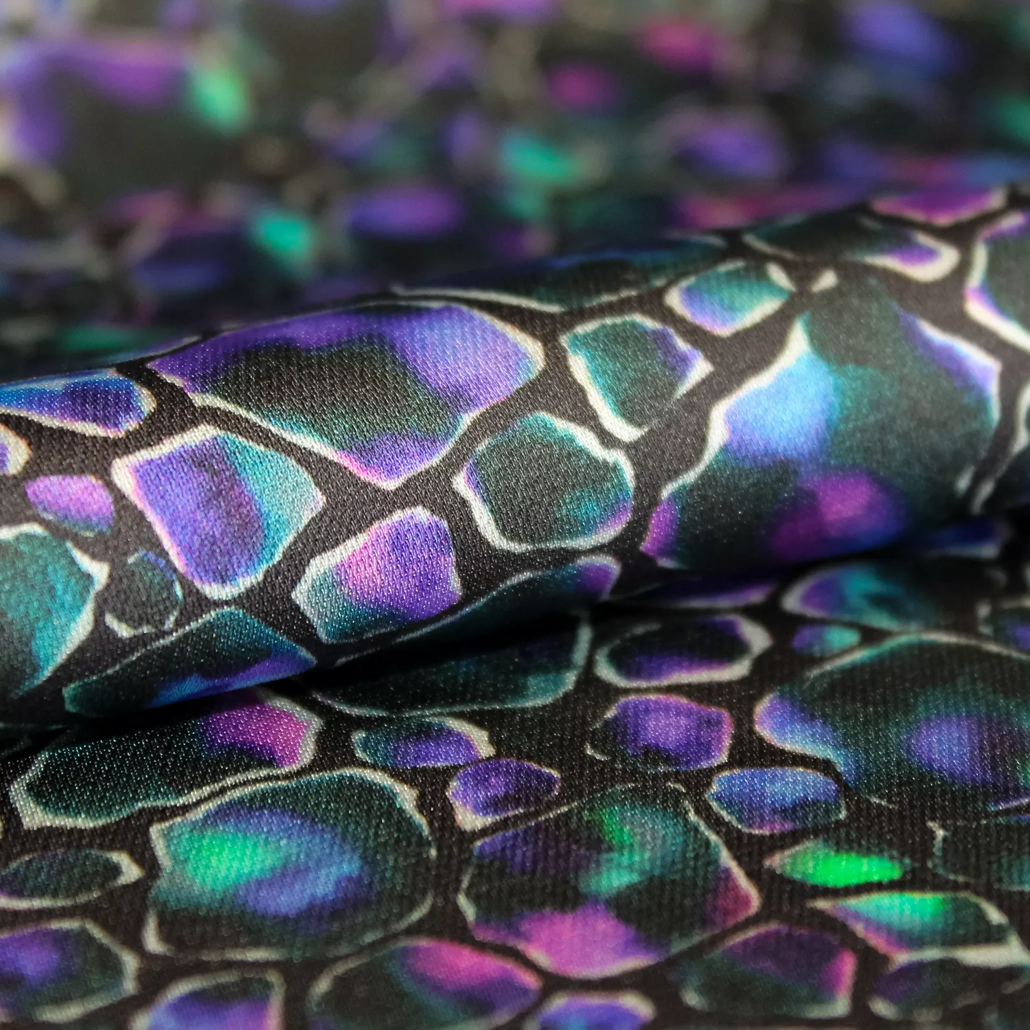 Viscose blauw met kleurrijke vlakken