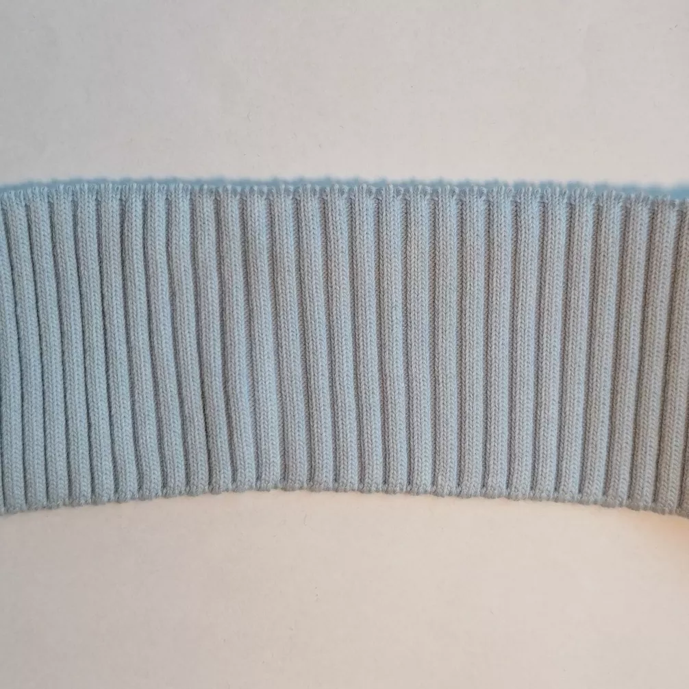 Lichtblauwe cuff (boordstof)