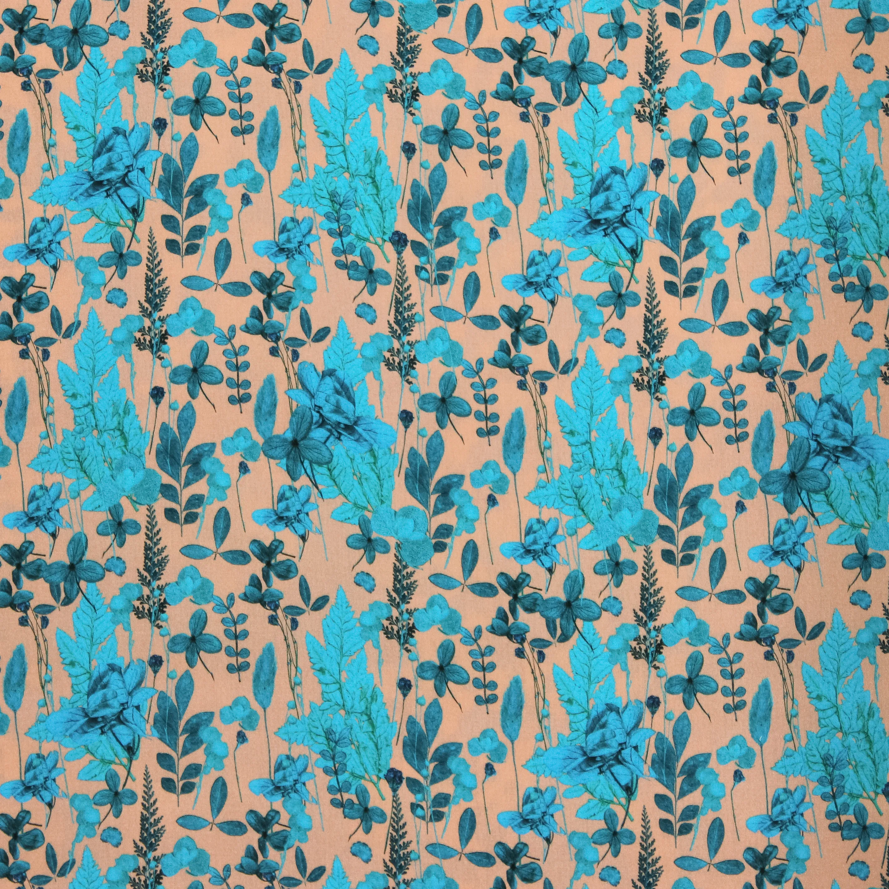 Beige viscose met blauwe bloemetjes en takjes