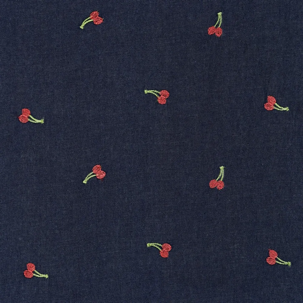 Jeans met geborduurde kersen van Poppy
