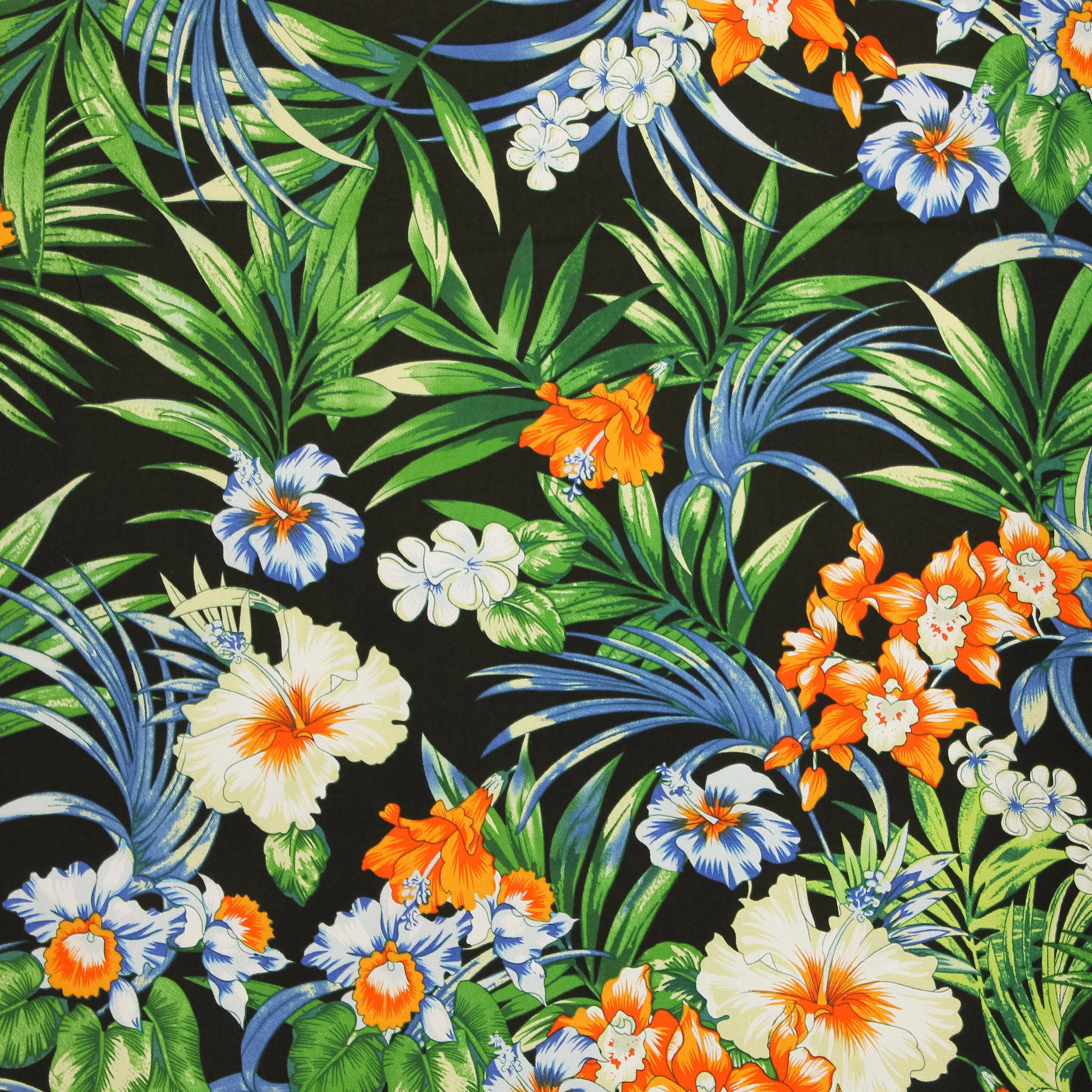 Zwarte viscose met plantjes en bloemen van Stitched By You