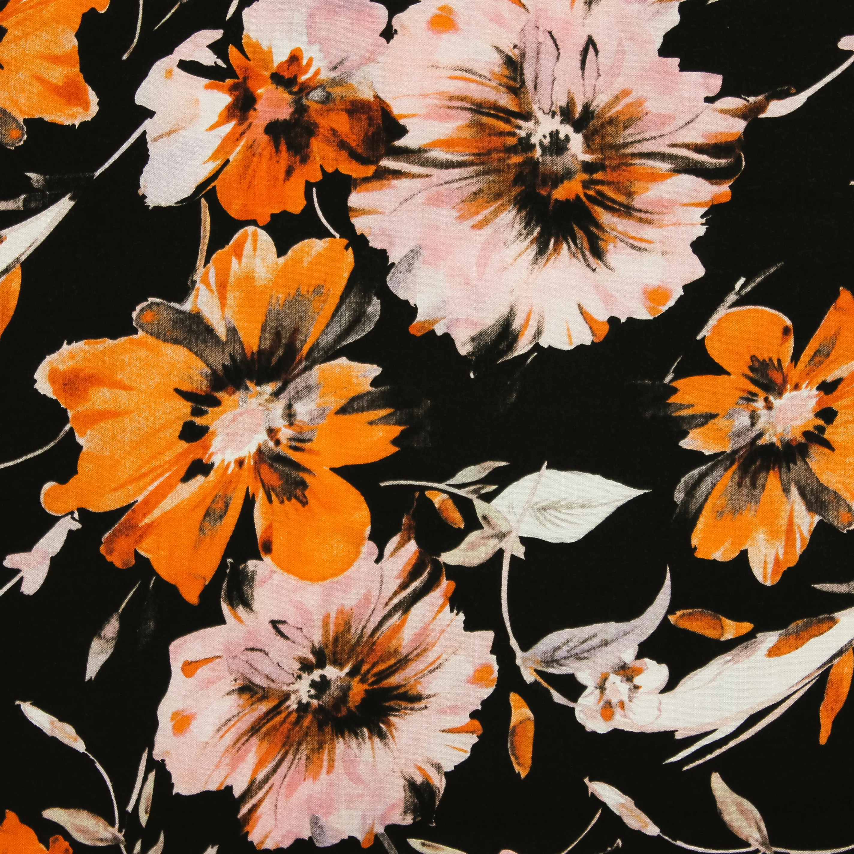 Zwarte viscose tricot met bloemen van My Image magazine #24 lente - zomer 2022