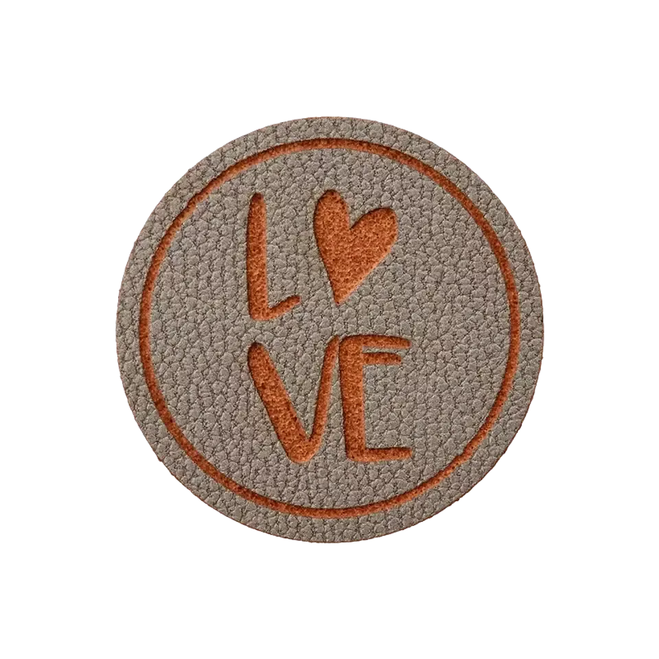 Label 'love' - zilver imitatieleer 25 mm rond