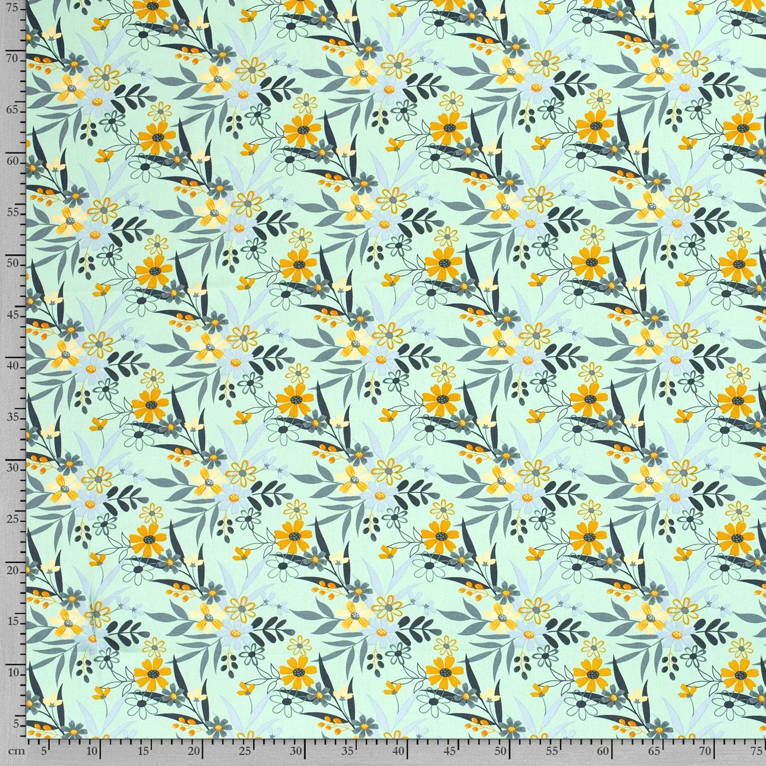 Munt viscose met oker bloemen en bladeren