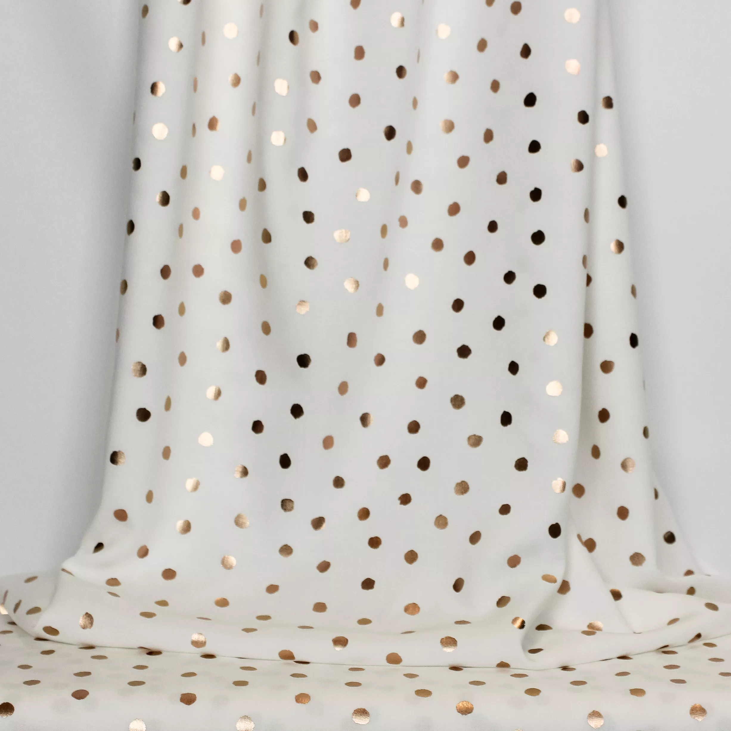 Ecru viscose chally met gouden foil stippen