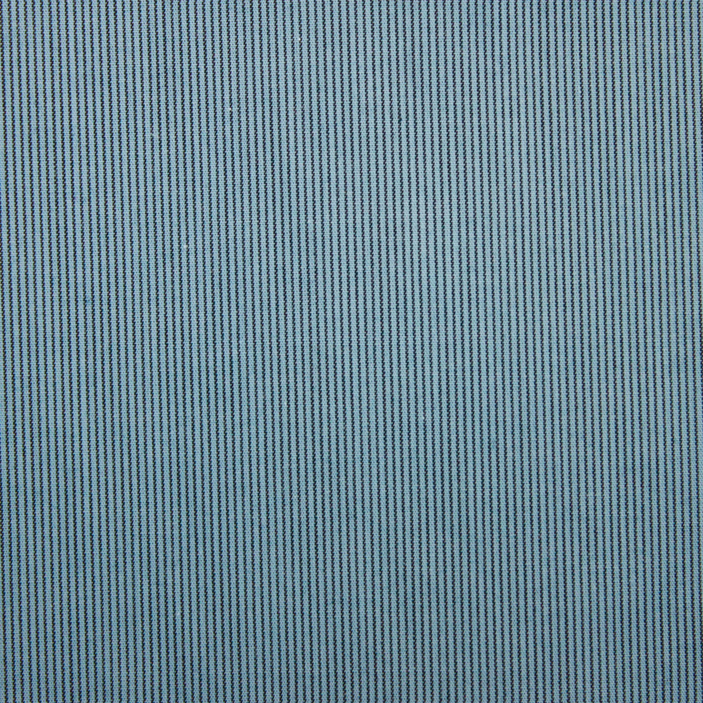 Katoen blauw met fijne zwarte lijnen