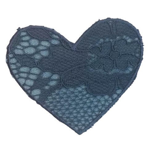 Opstrijkbare applicatie - hart met donkerblauwe kant - 7,5 x 6 cm