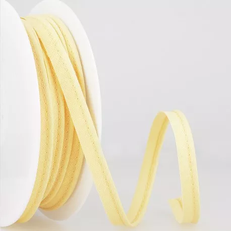 Lichtgele paspelband / piping - 2 mm dikte - 10 mm breed