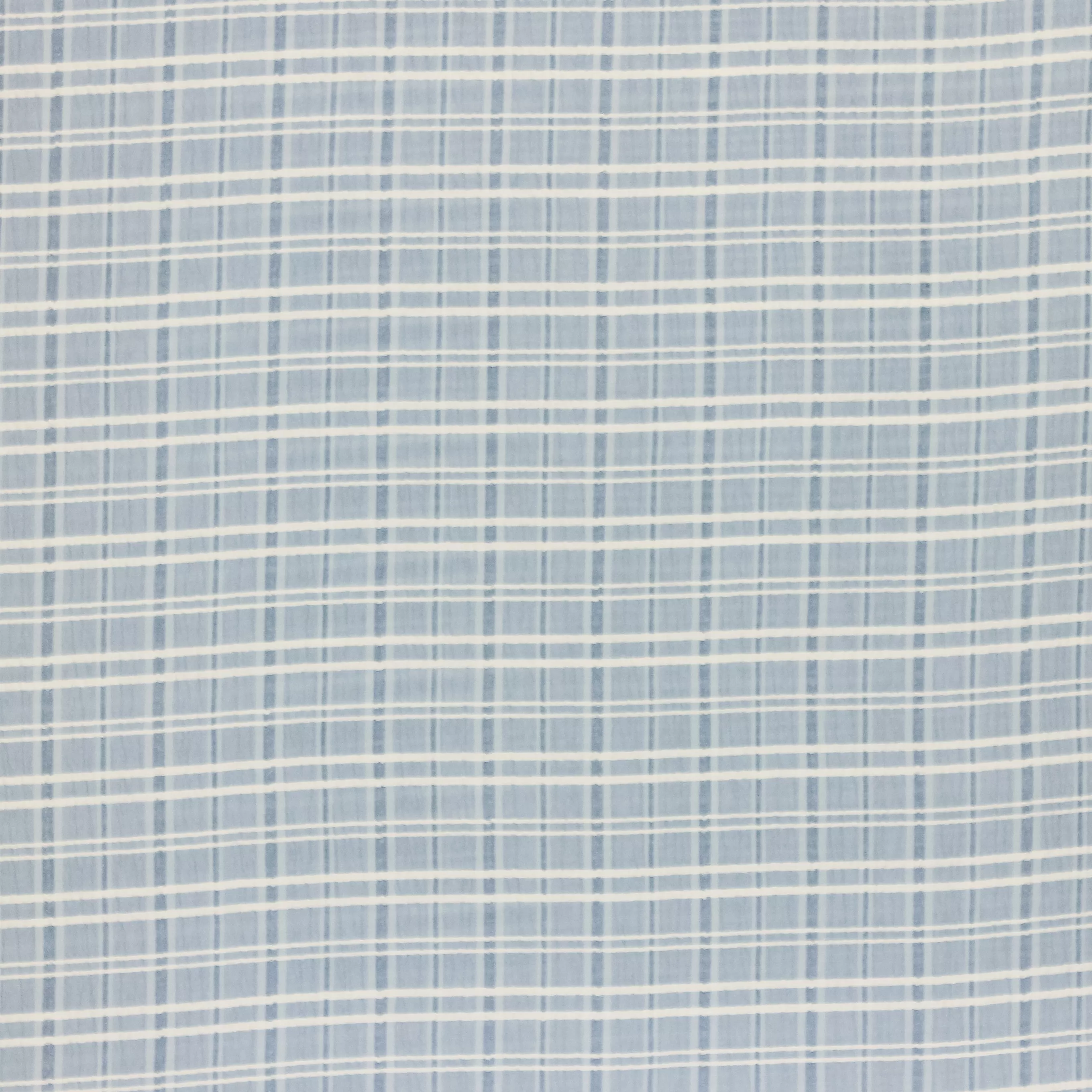 Searsucker viscose lichtblauw met ruitjes