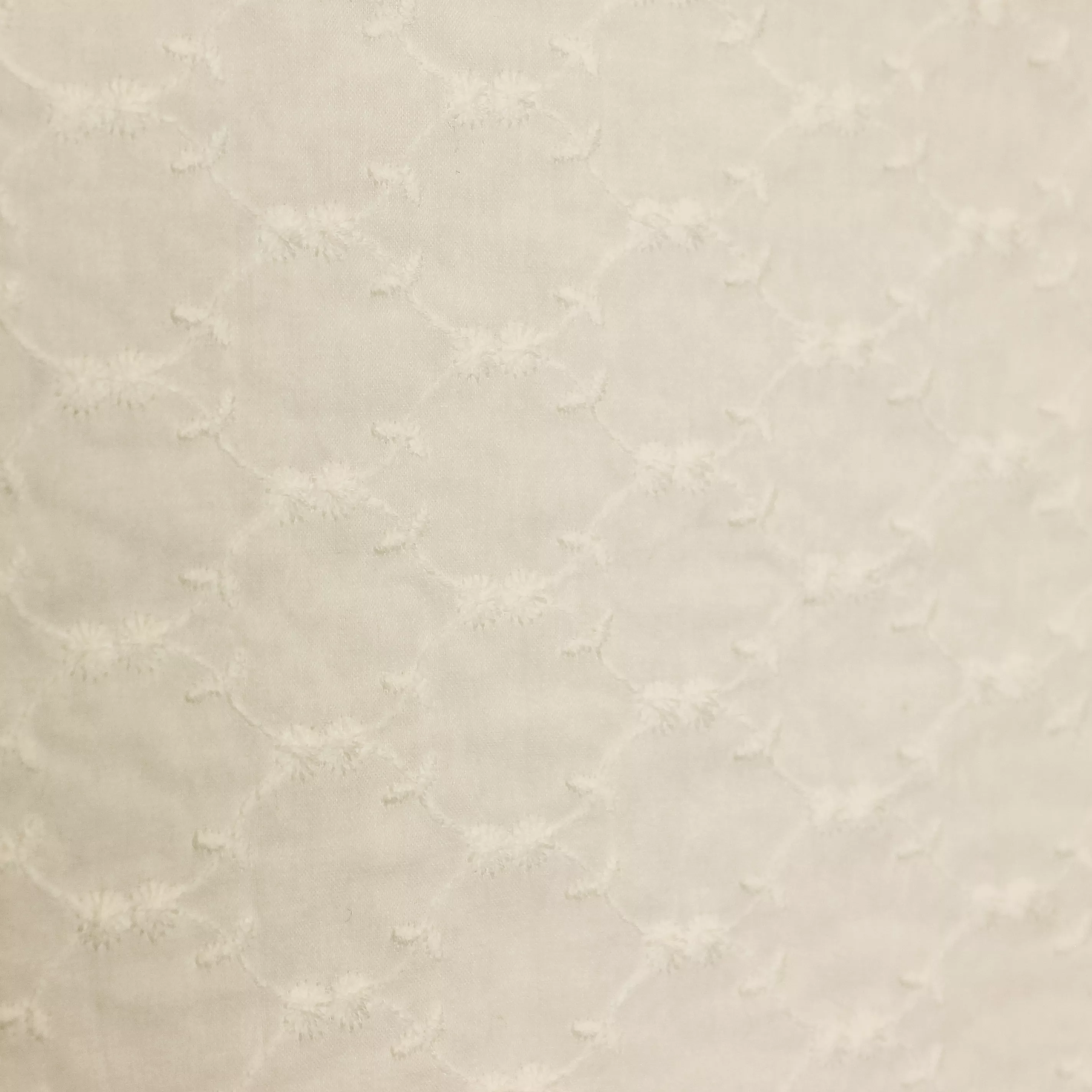 Katoen broderie wit kleine bloemetjes