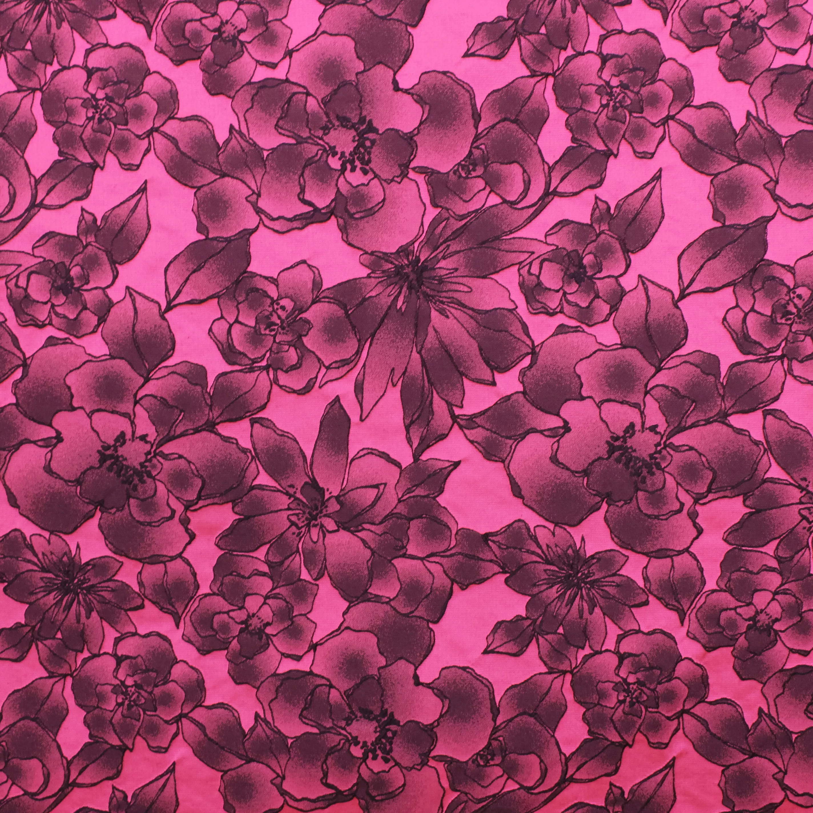 Roze stevige polyester jacquard met zwarte bloemen