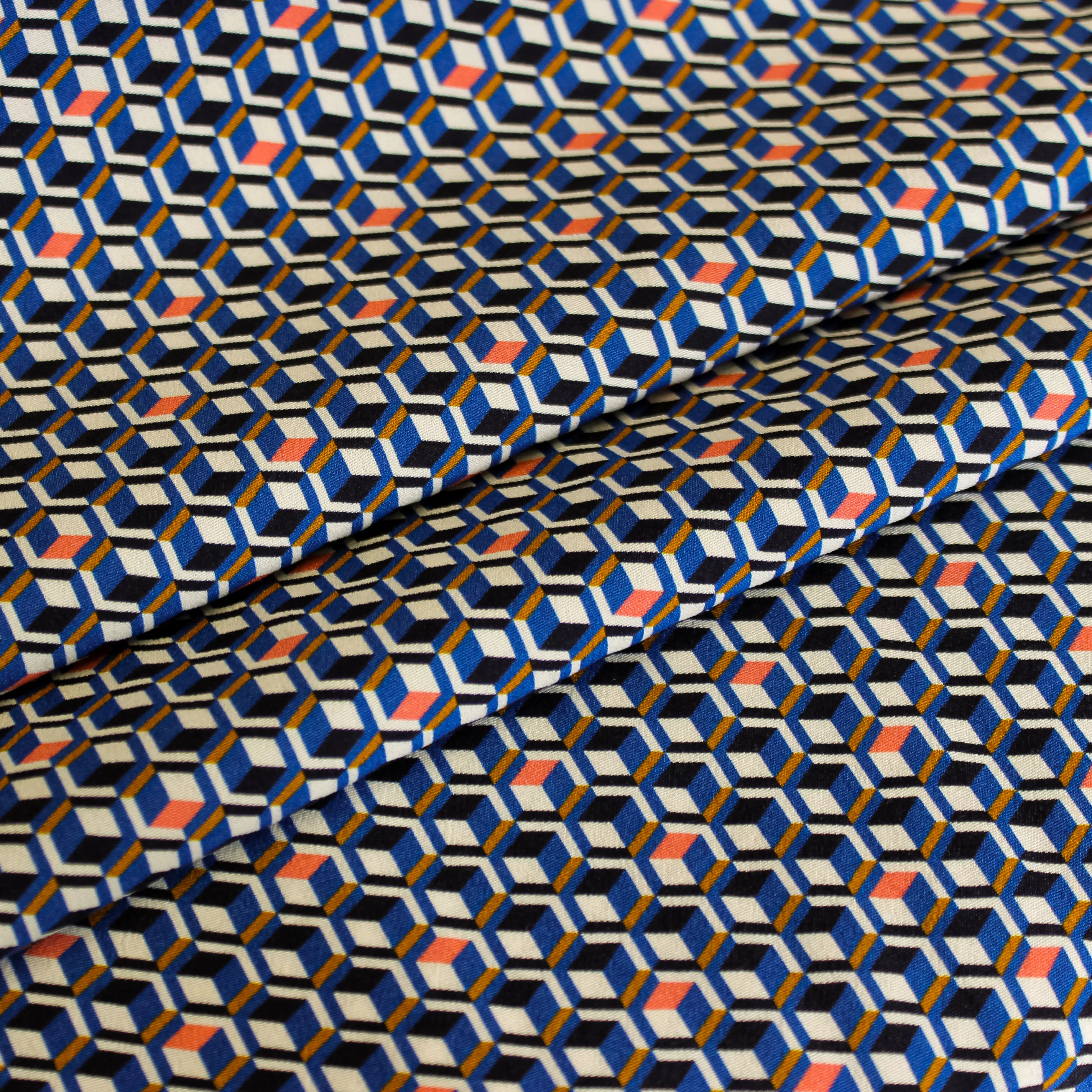 Viscose blauw met kubussen - Burda