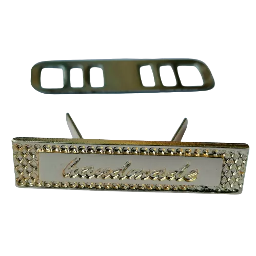 Metalen label 'Handmade' - 42 mm - goud