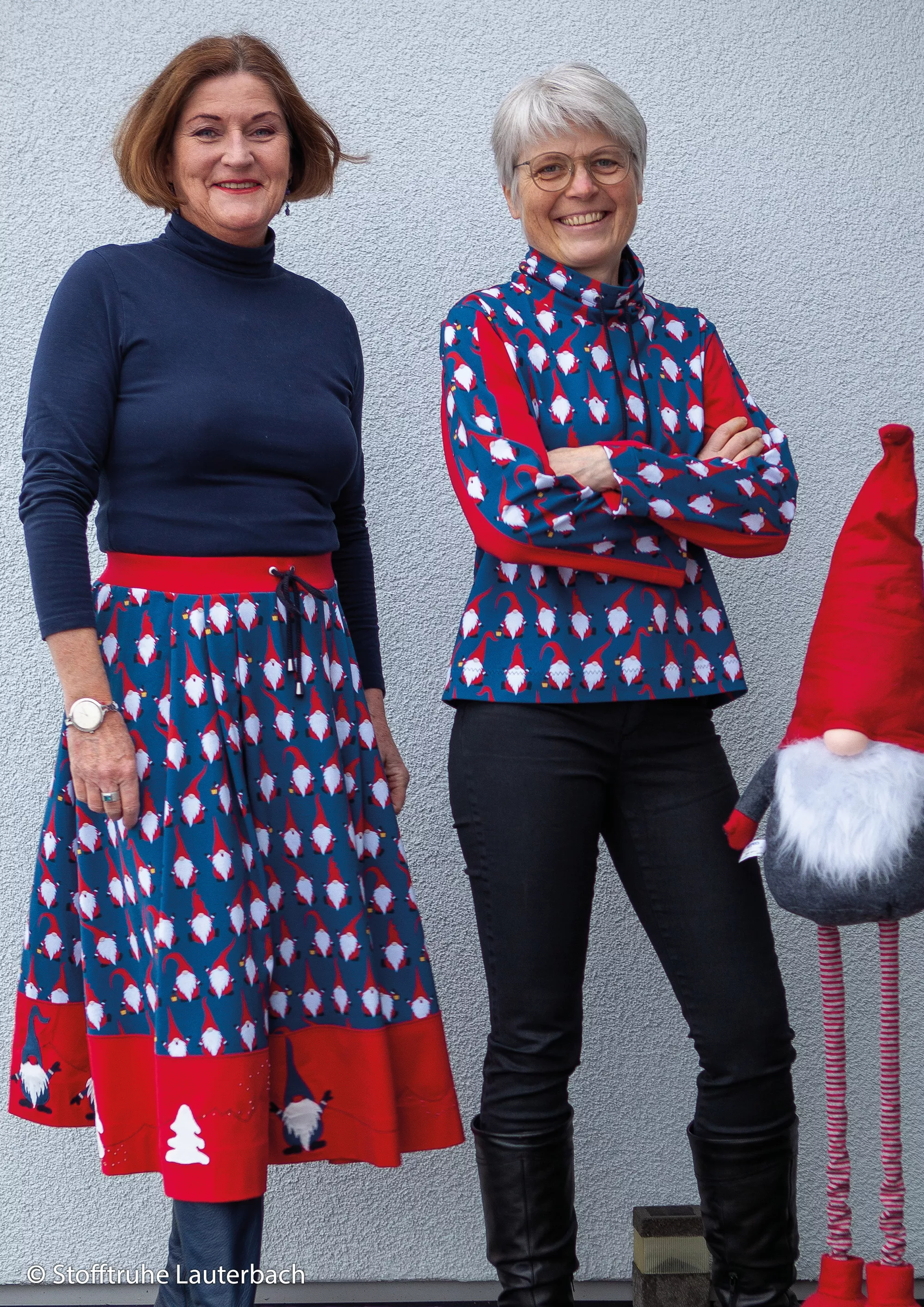 Tricot blauw met kerstelfjes