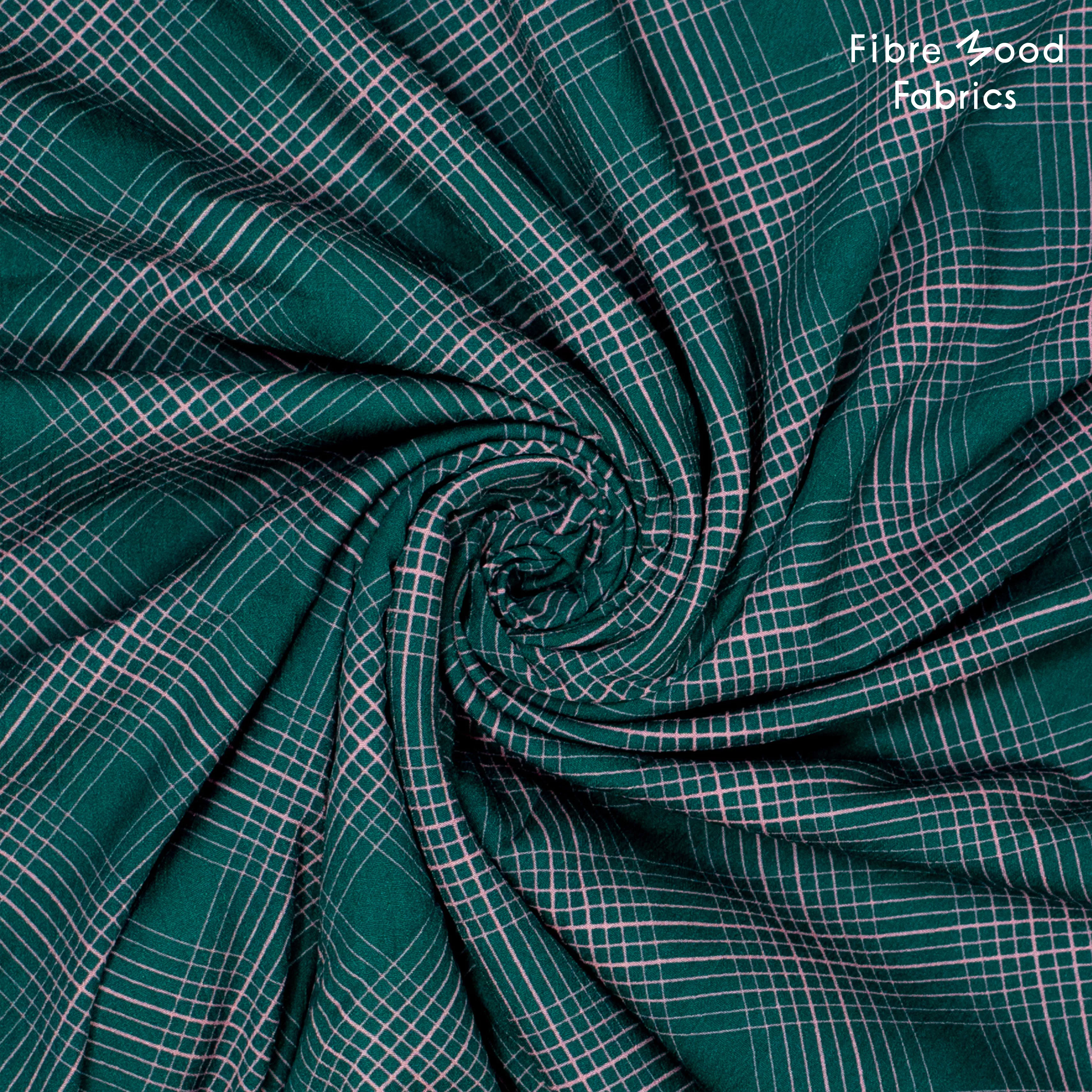 Viscose crêpe opaalgroen met zacht roos ruitjespatroon  - Fibre Mood -
