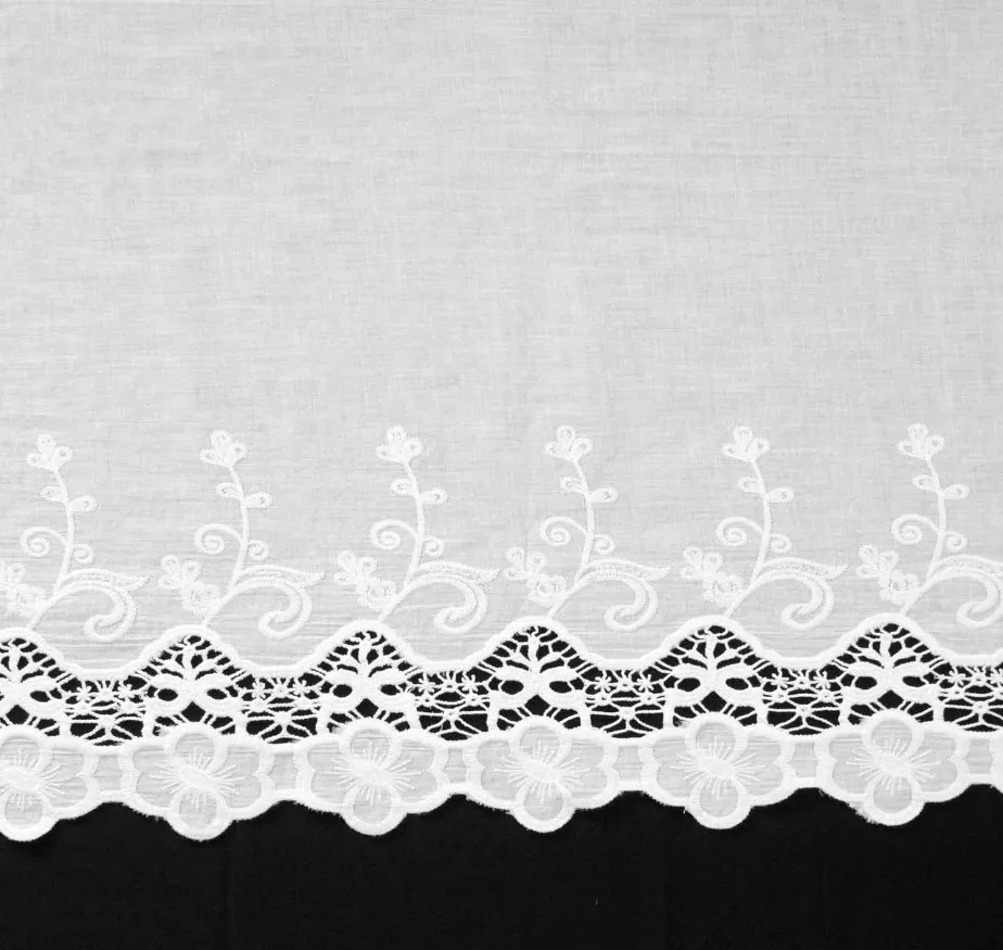 Broderie katoen wit met bloemen- Katia -