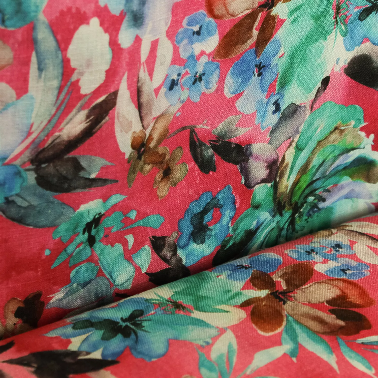Linnen roze met aquagekleurde bloemen