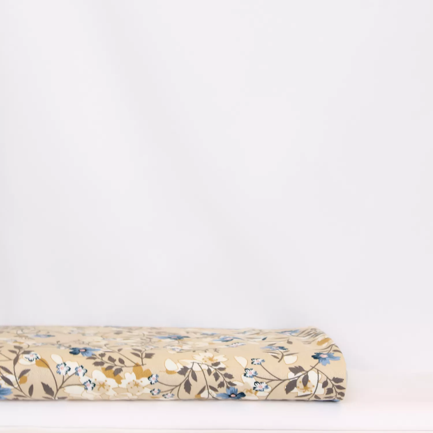 Viscose twill 'oxford autumn flower'   -  Katia