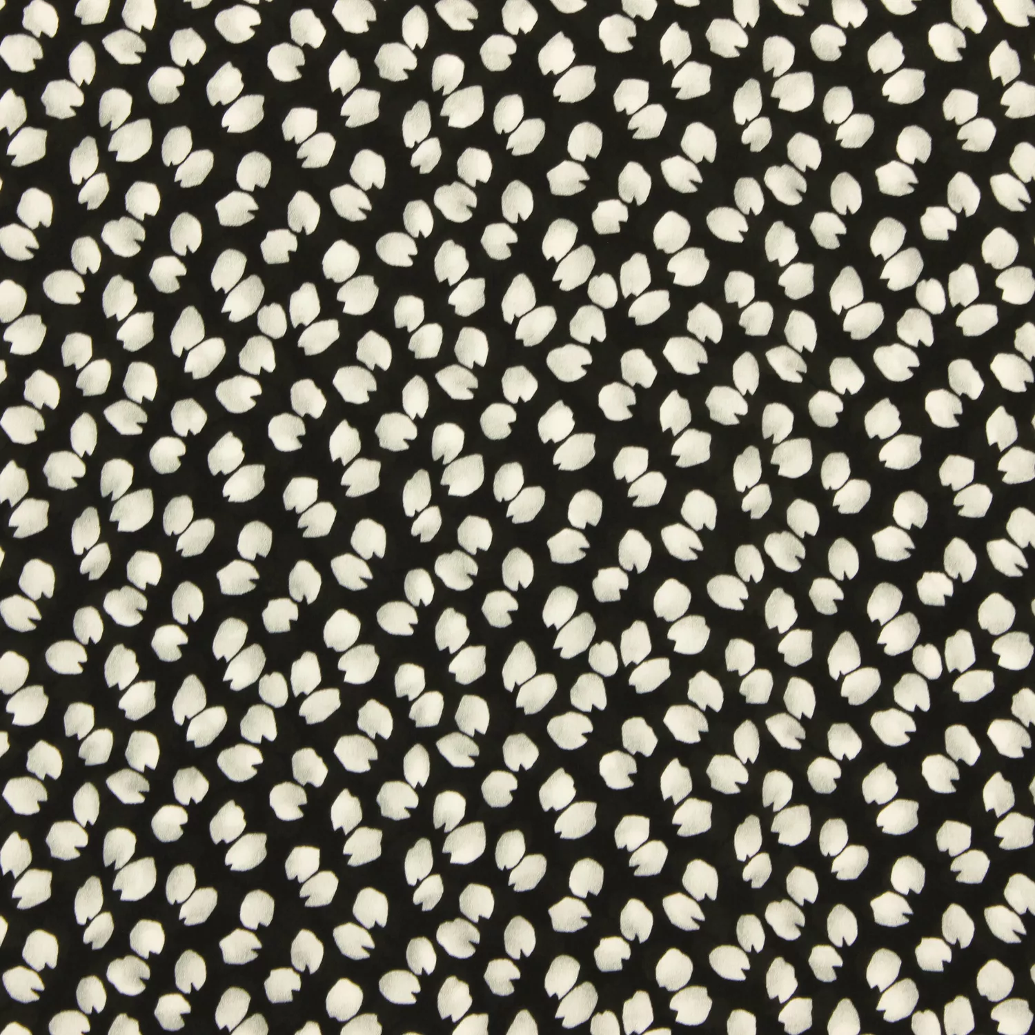 Viscose zwart met witte blaadjes