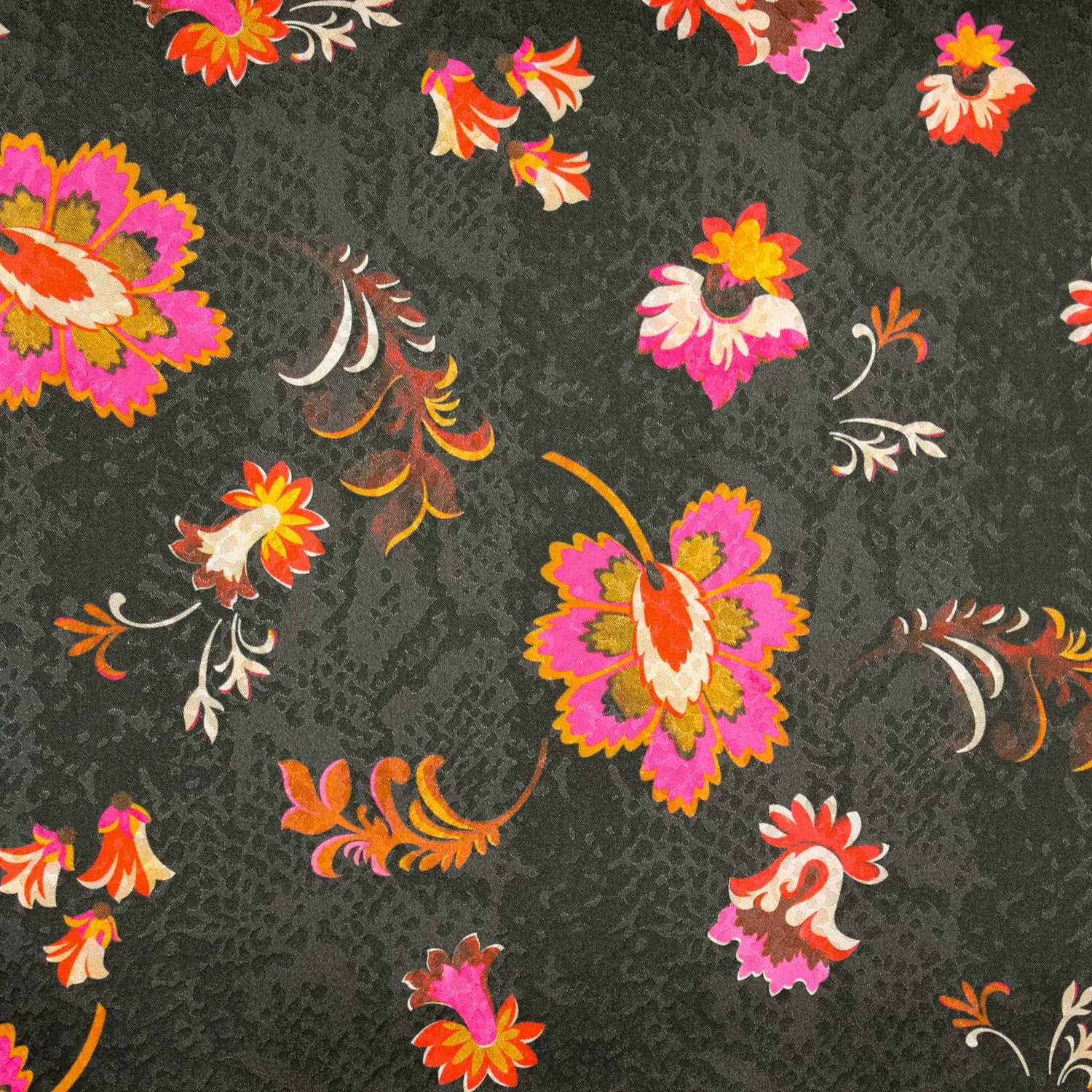 Polyester zwart met bloemen - Knipmode