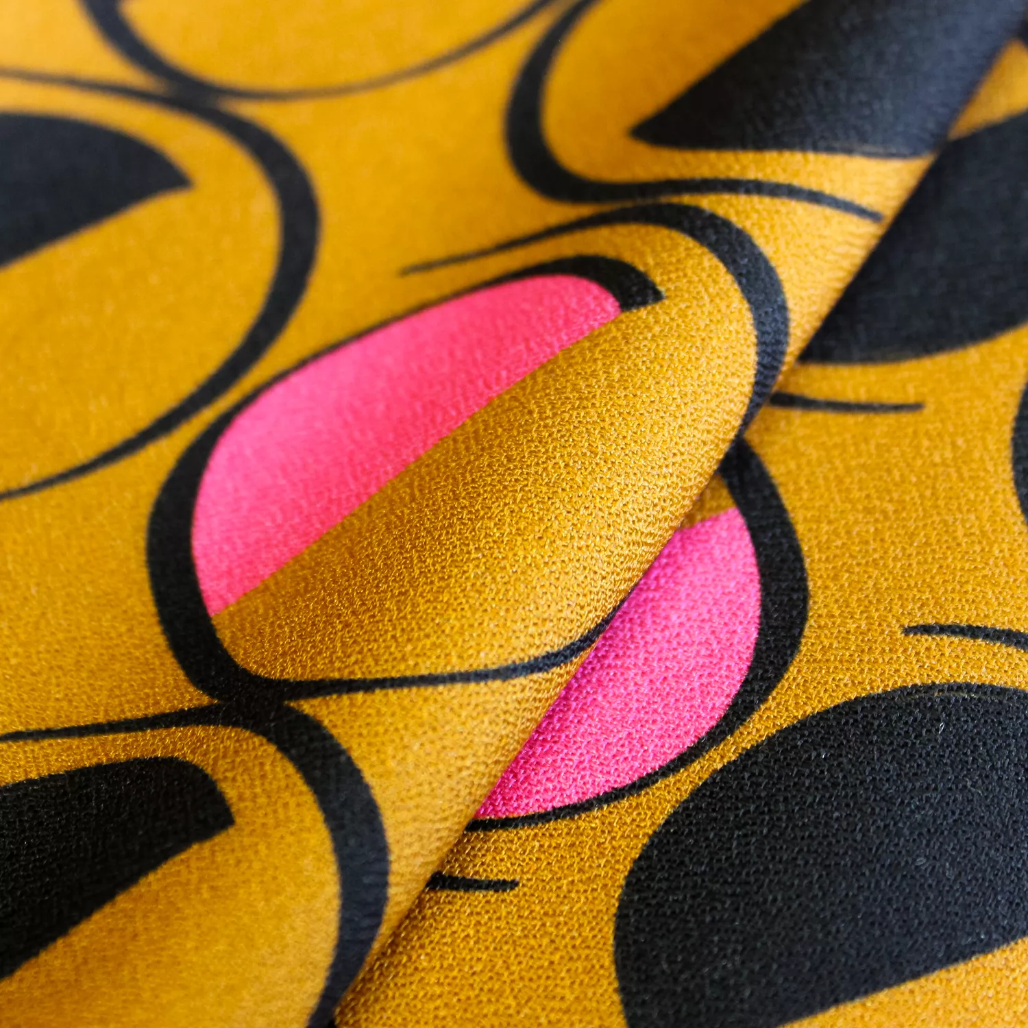 Viscose bruin met cirkels