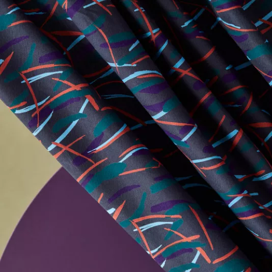 Viscose twill nacht abstracte strepen   - Atelier Brunette