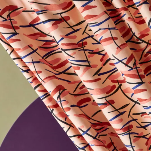 Viscose twill lichtroze abstracte strepen   - Atelier Brunette