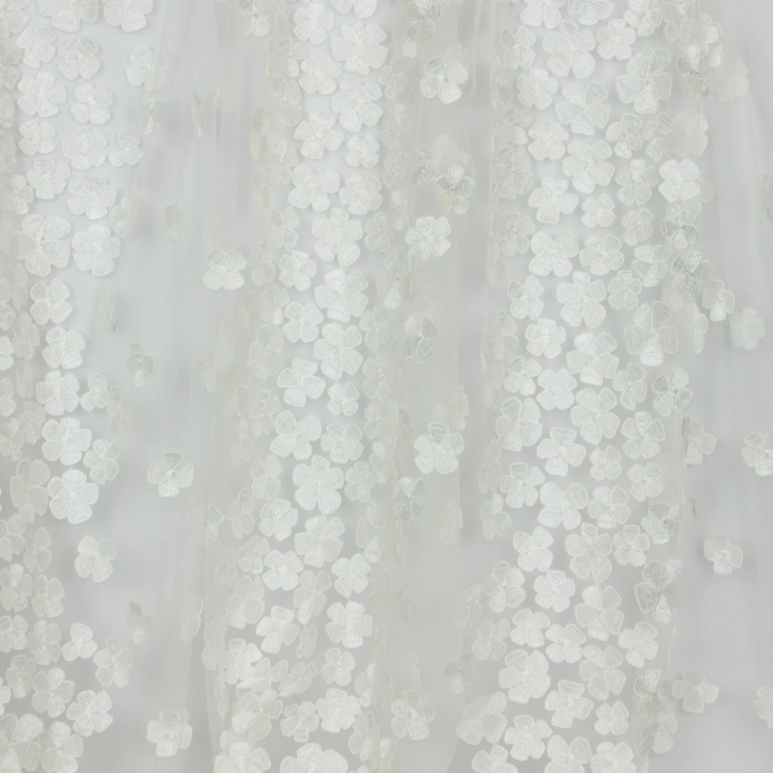 Witte kant met 3D bloemen - Lorré
