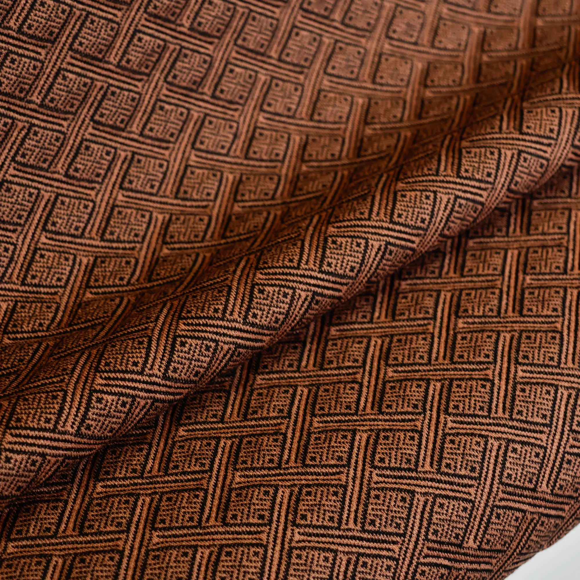 Jacquard reliëf brei oranje met ruiten
