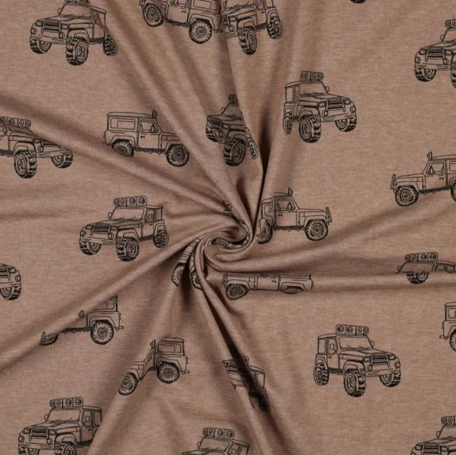 Tricot bruin met tractoren    - Poppy