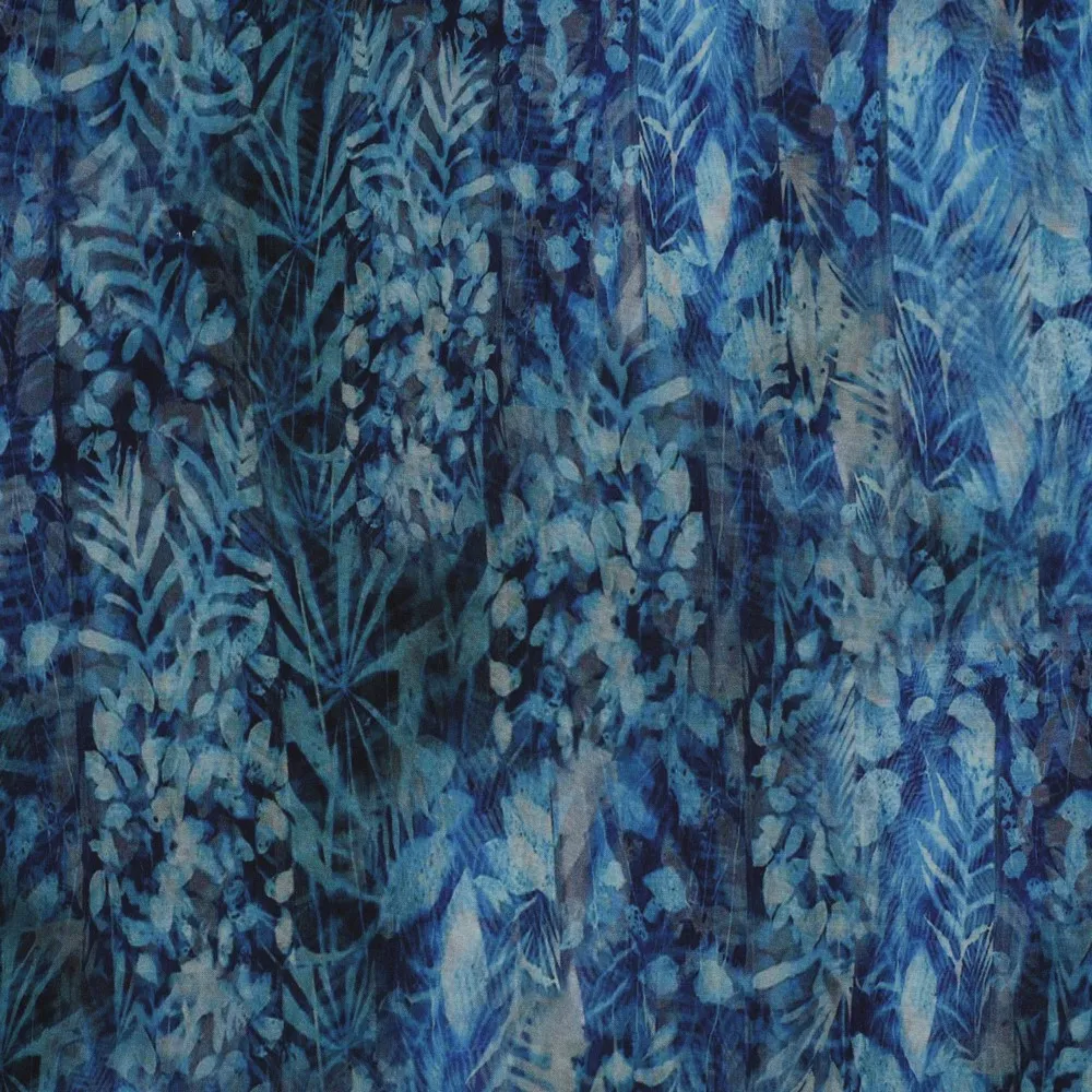 Viscose blauw met bladmotieven