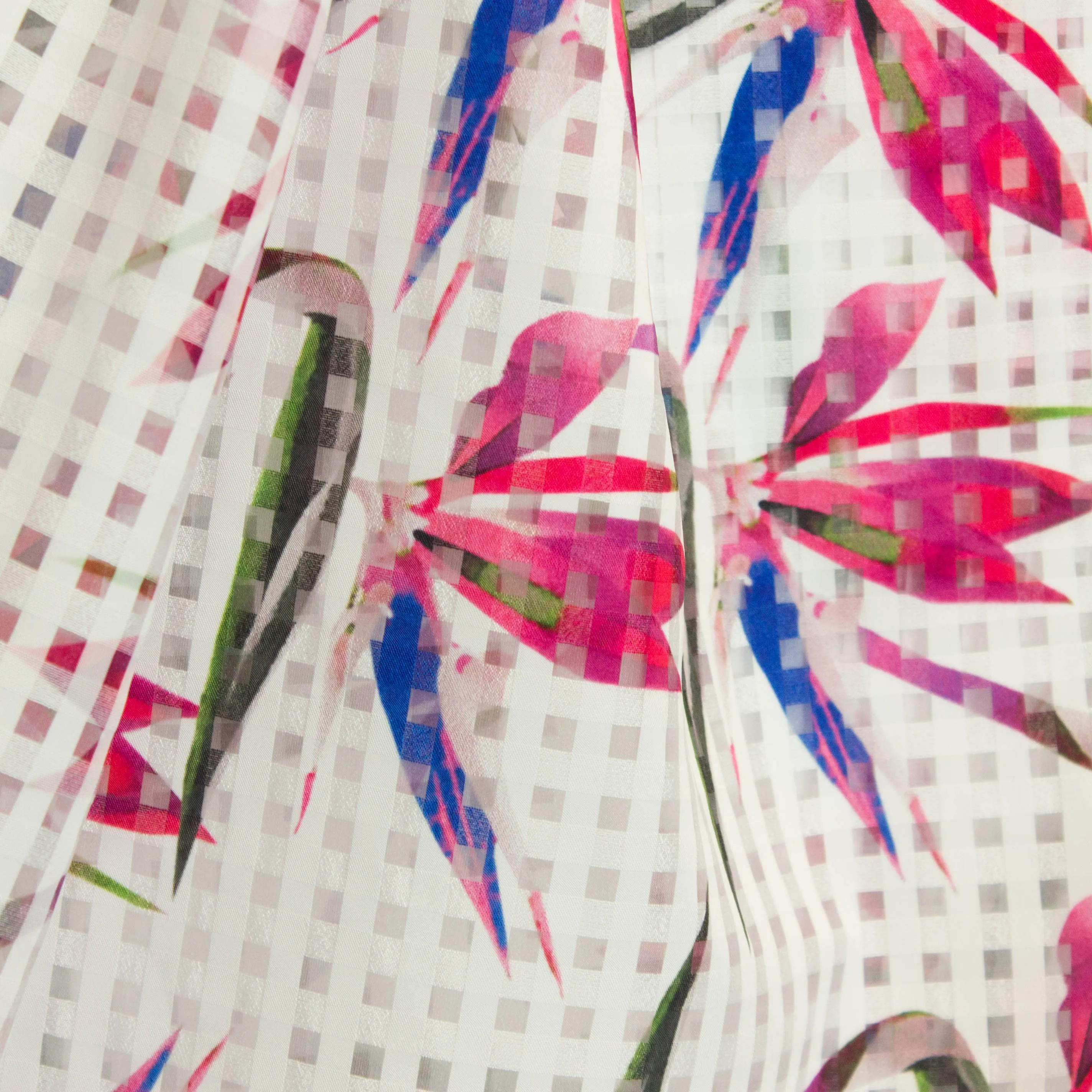 Voile geruit wit met bloemen - Lorré