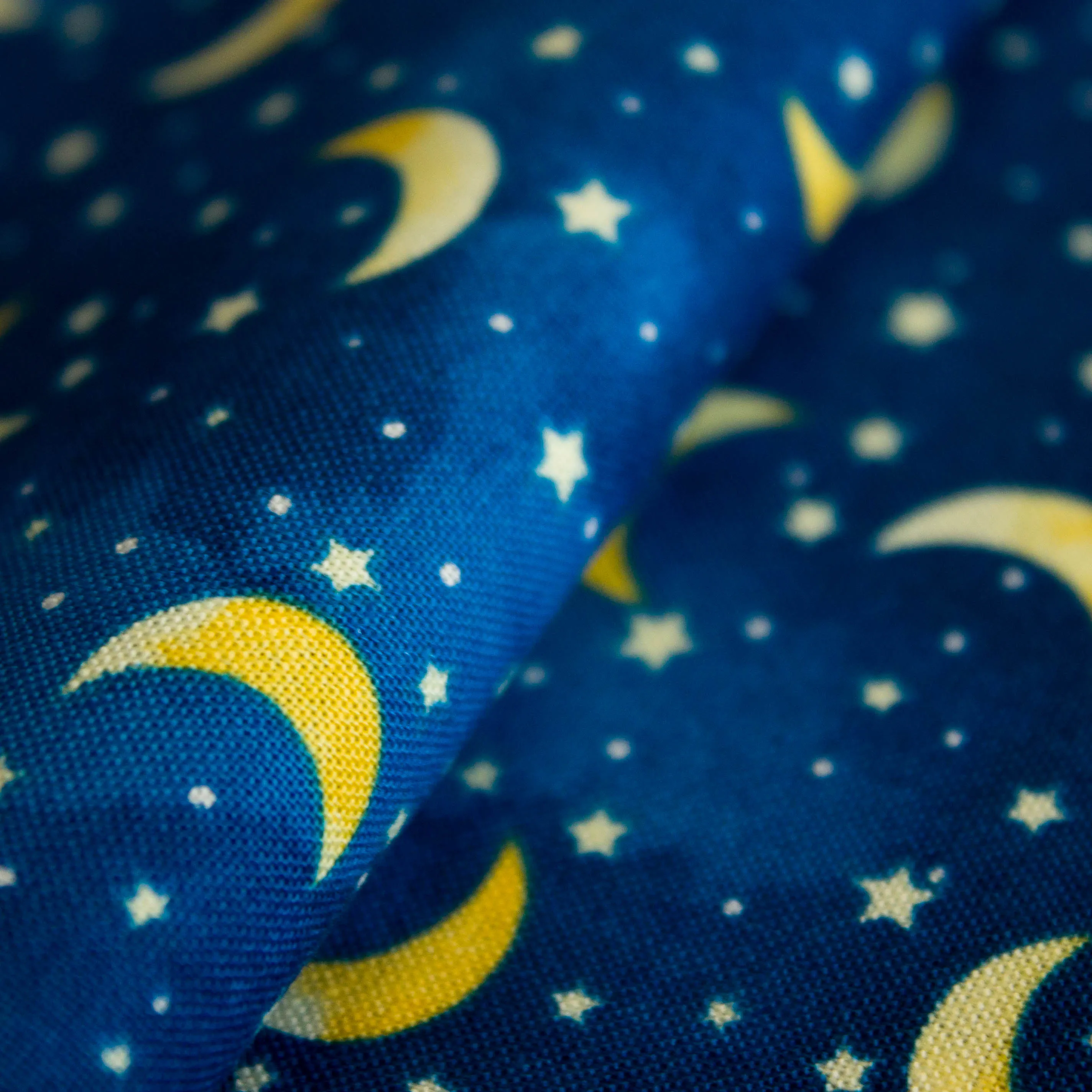 Katoen blauw met sterren en manen