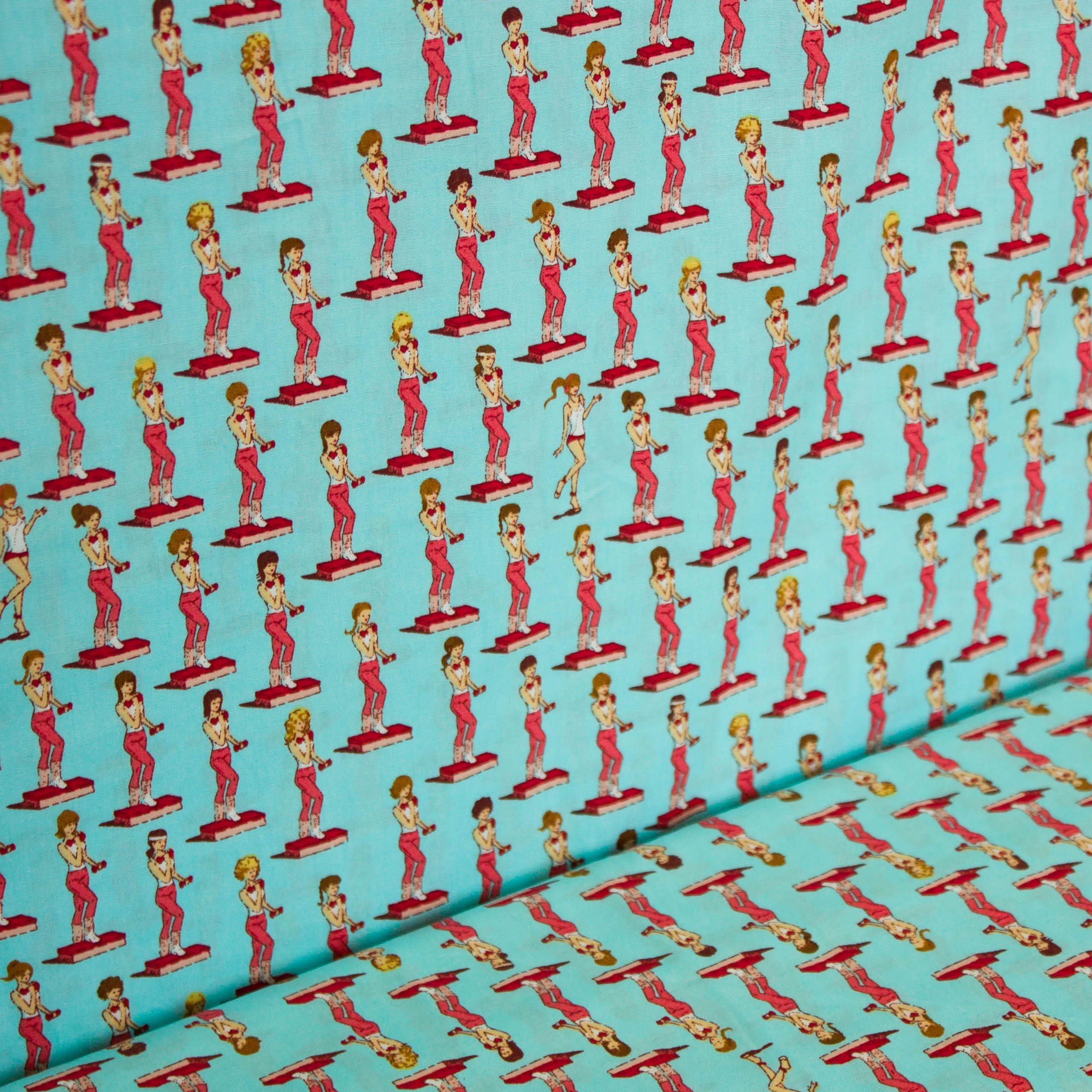 Katoen lichtblauw met fitness/workout print